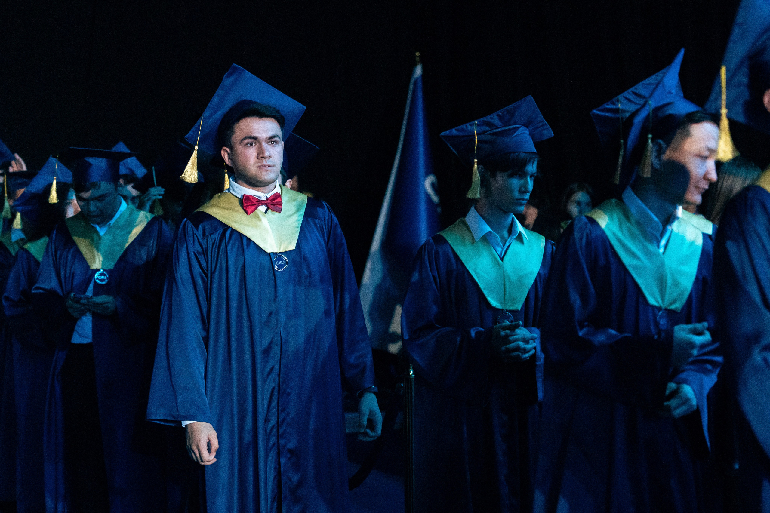 Как Central Asian University провёл одну из самых ярких выпускных церемоний. Георгий Намазов | Фотограф в Ташкенте