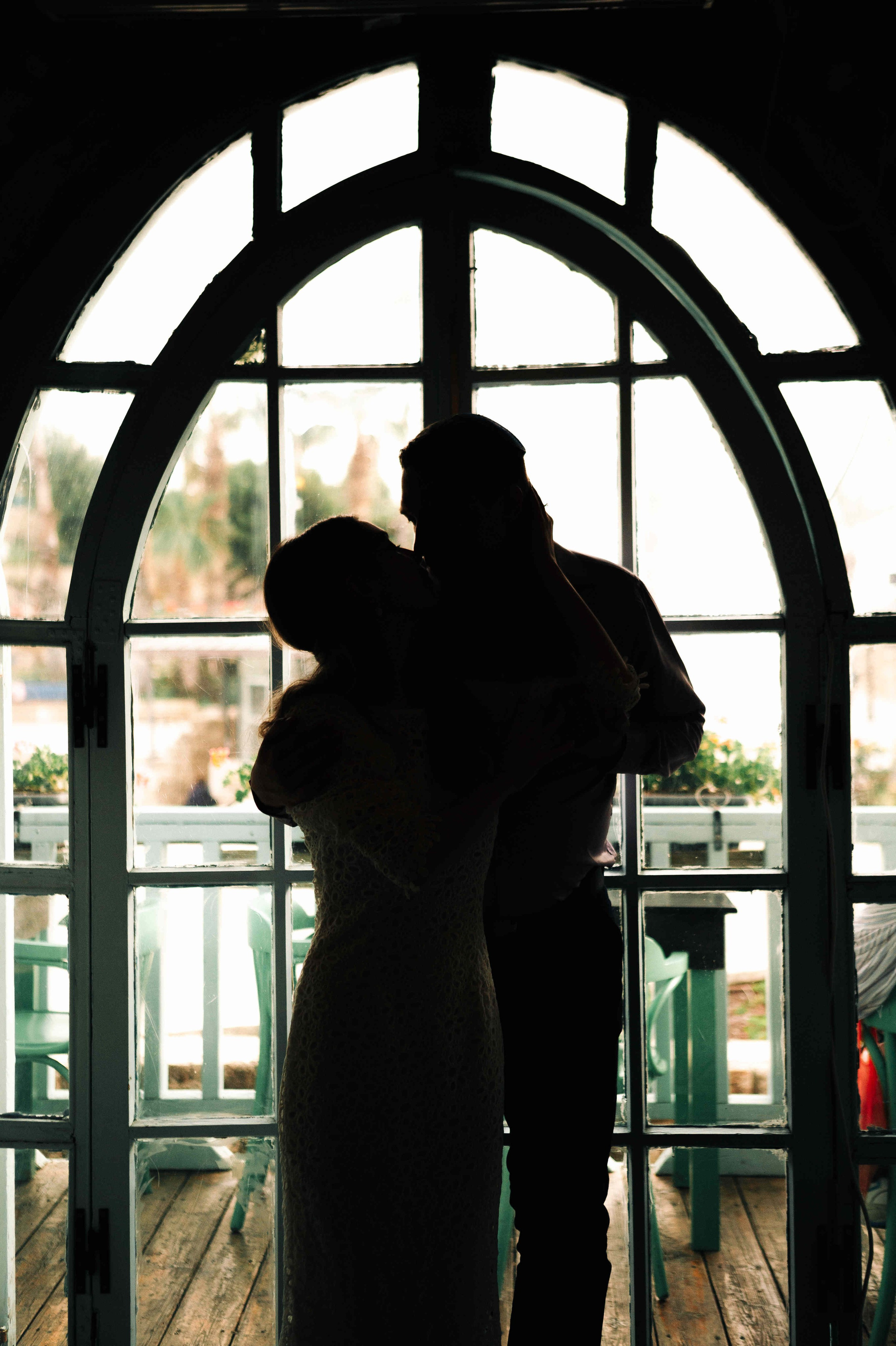 LOVERS IN JAFFO. PHOTOGRAPHER IN ISRAEL