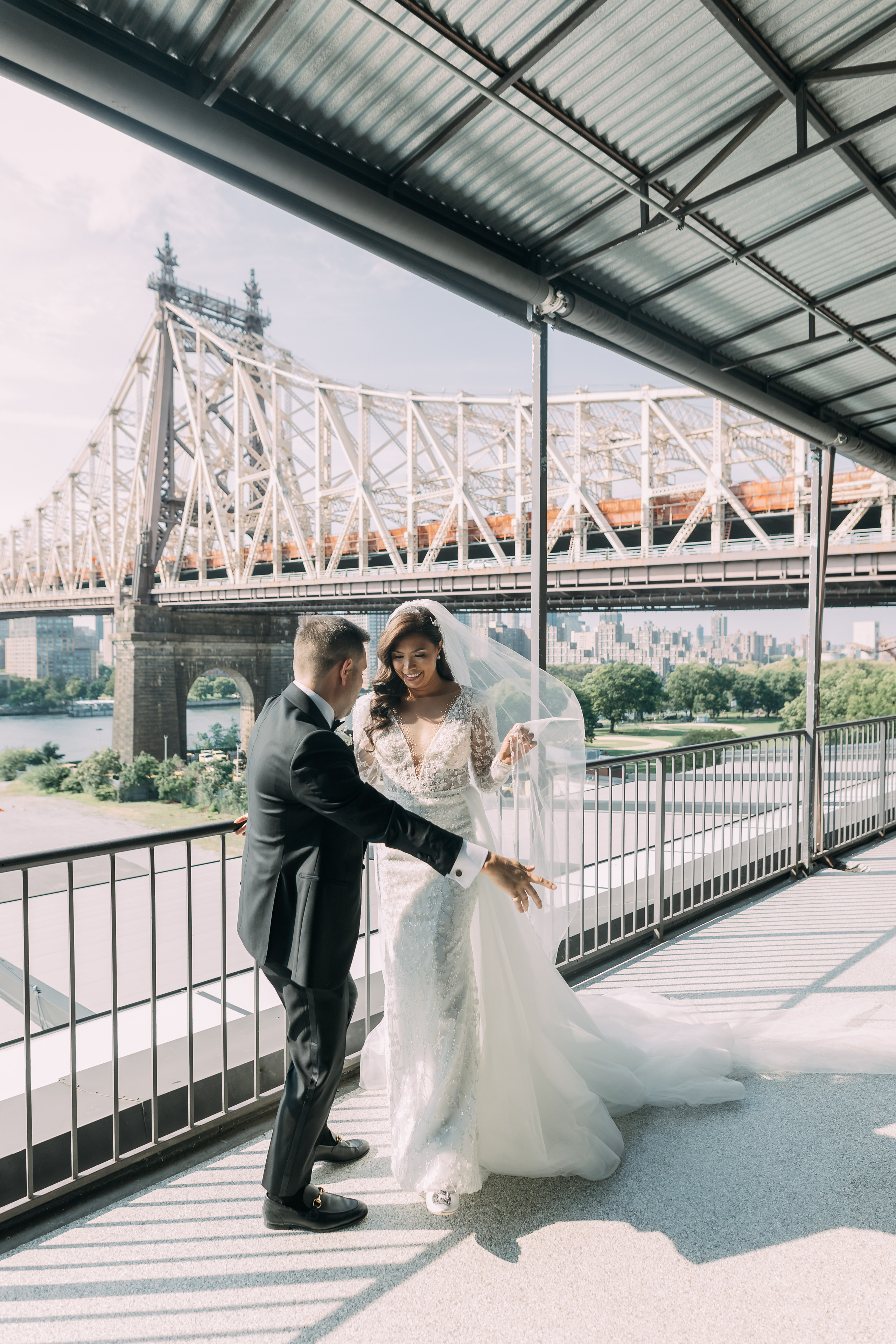 Main. My name is Kate and I am family and wedding photographer