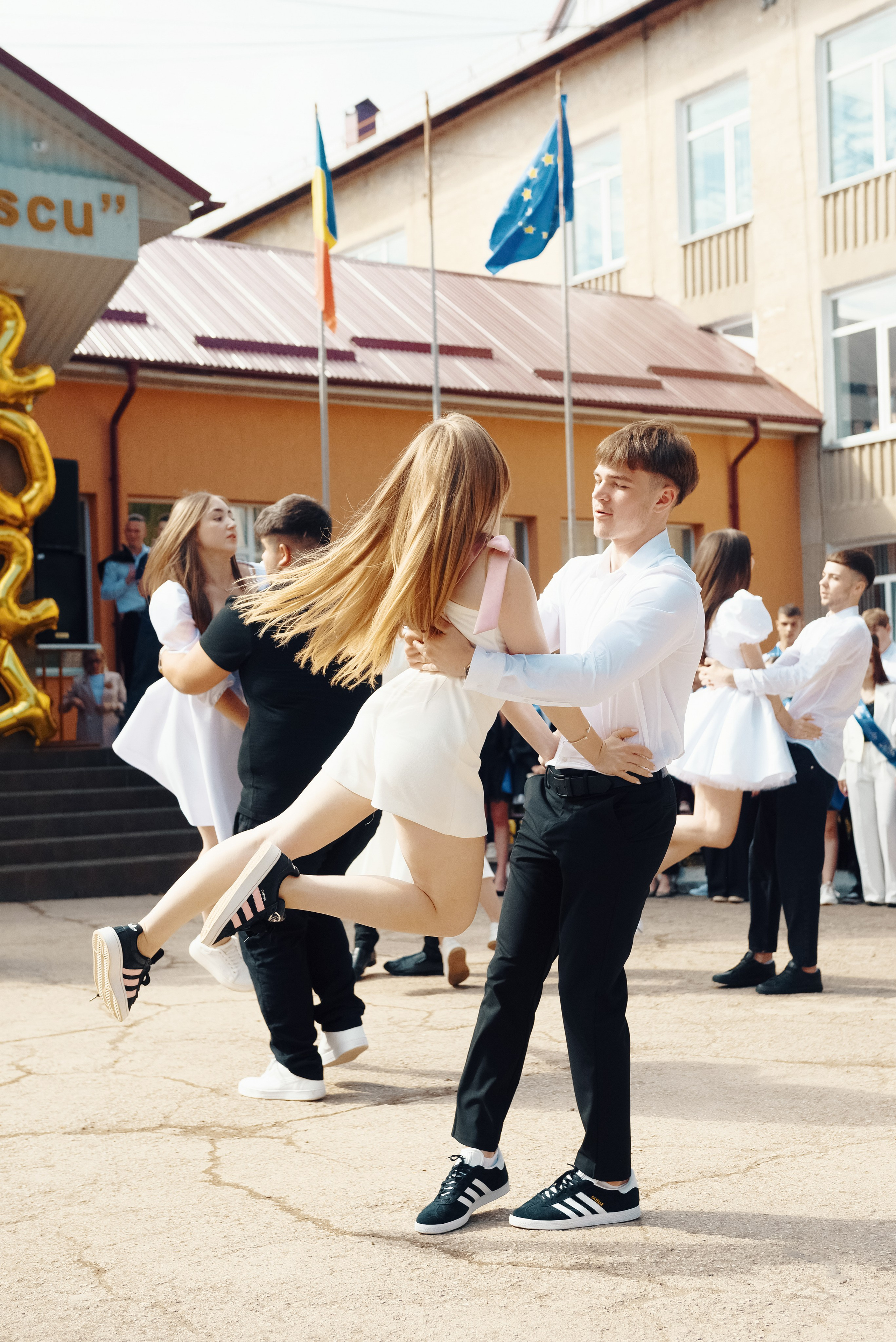 Vipusknoi. Zauglom — креативная продакшн-компания полного цикла