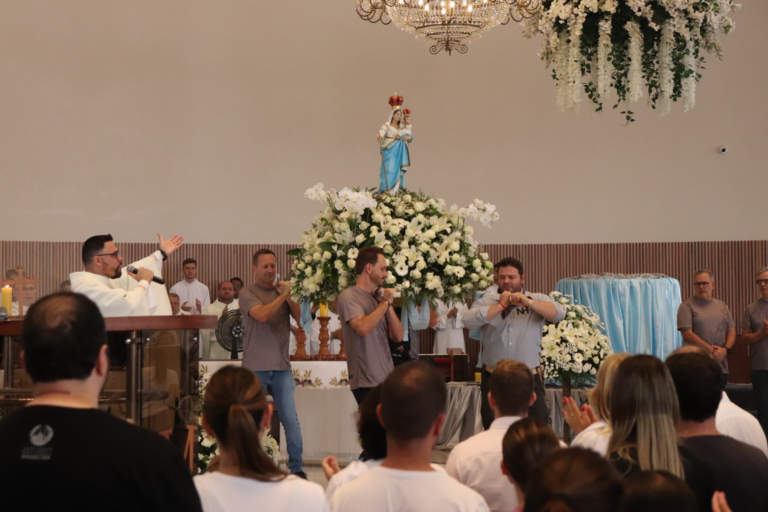 Peregrinação Nossa Senhora de Belém. Handa Produções