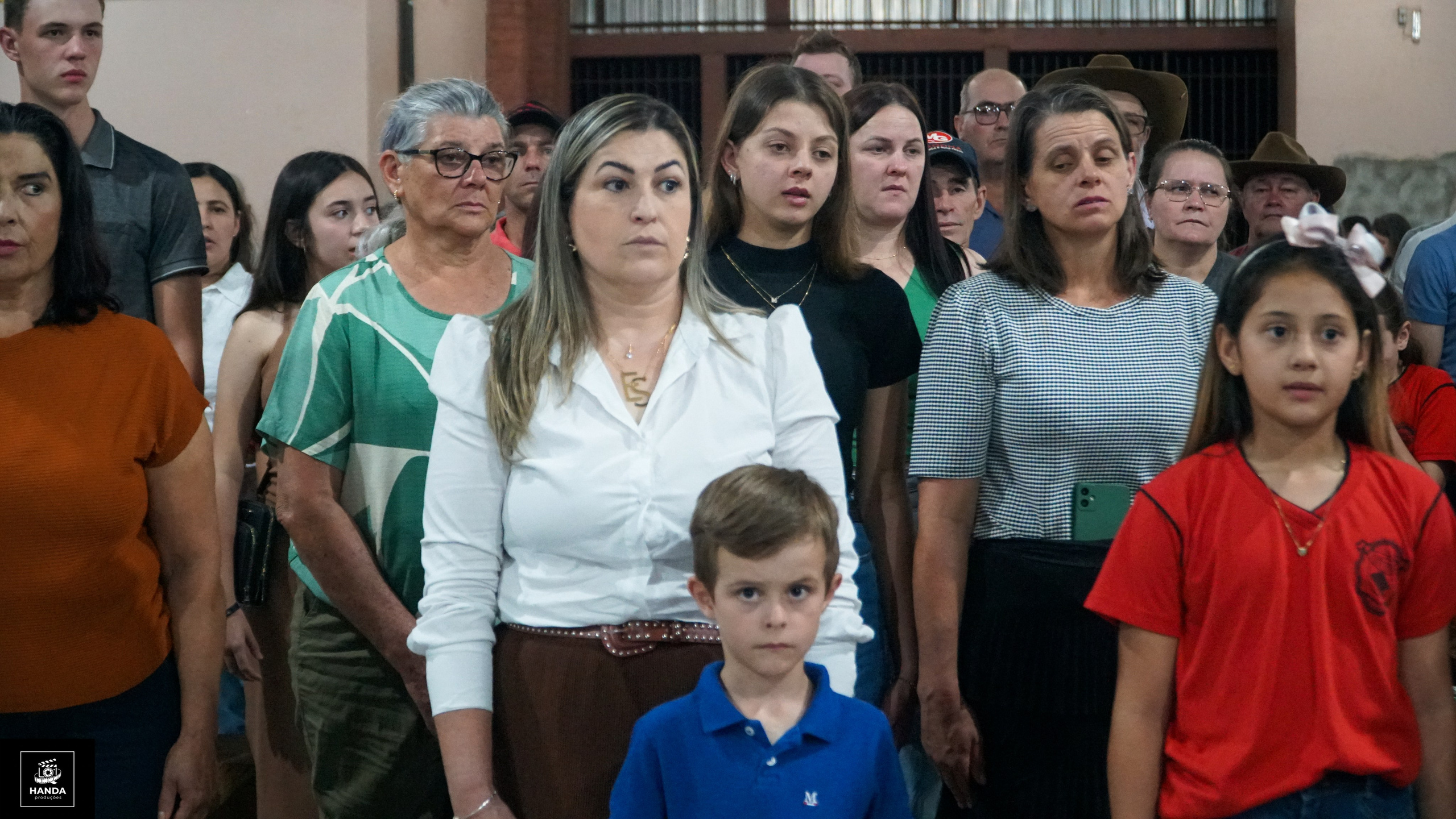 Noite autógrafos colégio Aurélio Buarque de Holanda. Handa Produções
