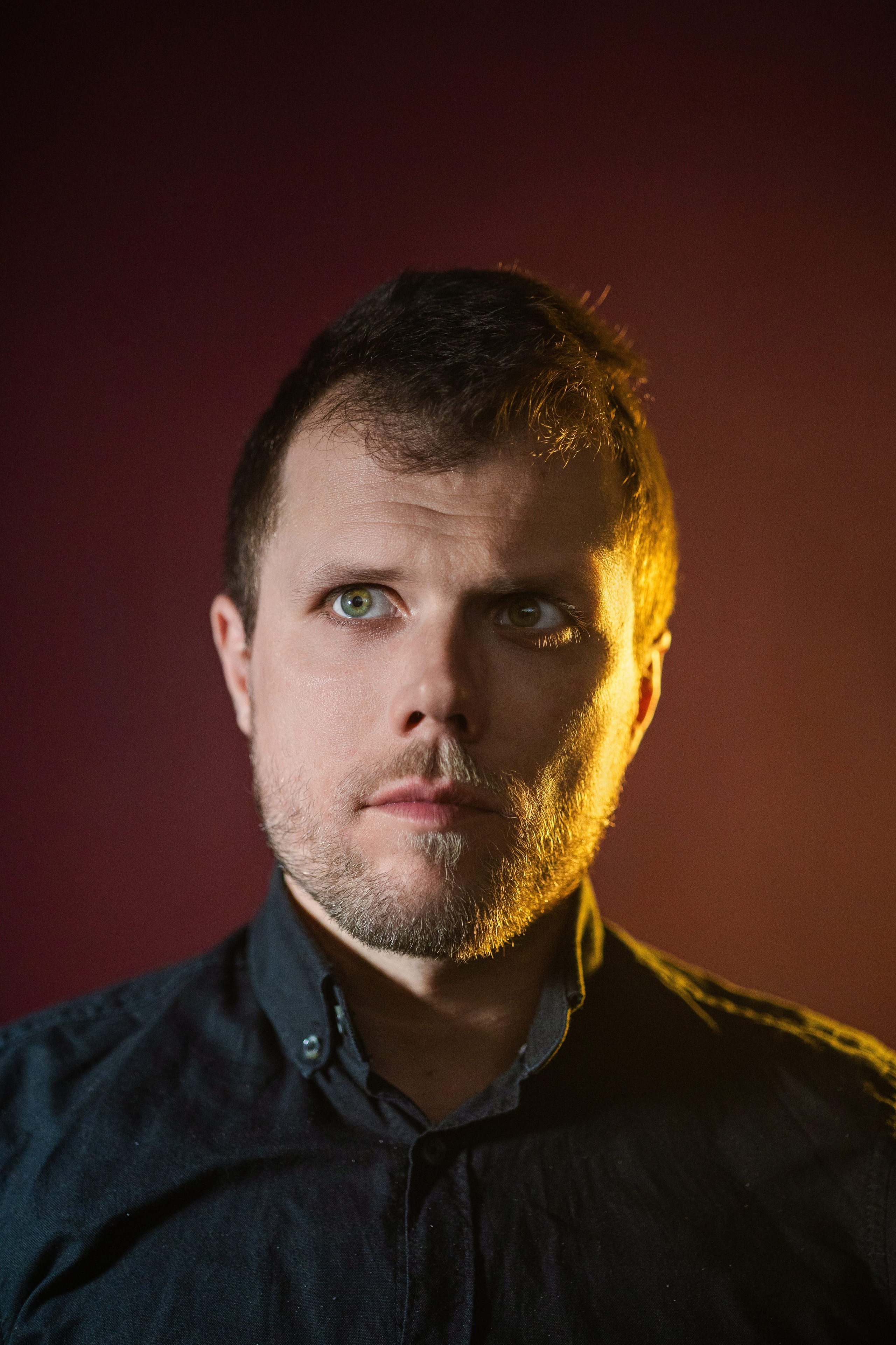 Dan Murzea. Daniel Cioc - Fotograf profesionist în București, specializat în evenimente, nunta, botez, corporate, portret și boudoir