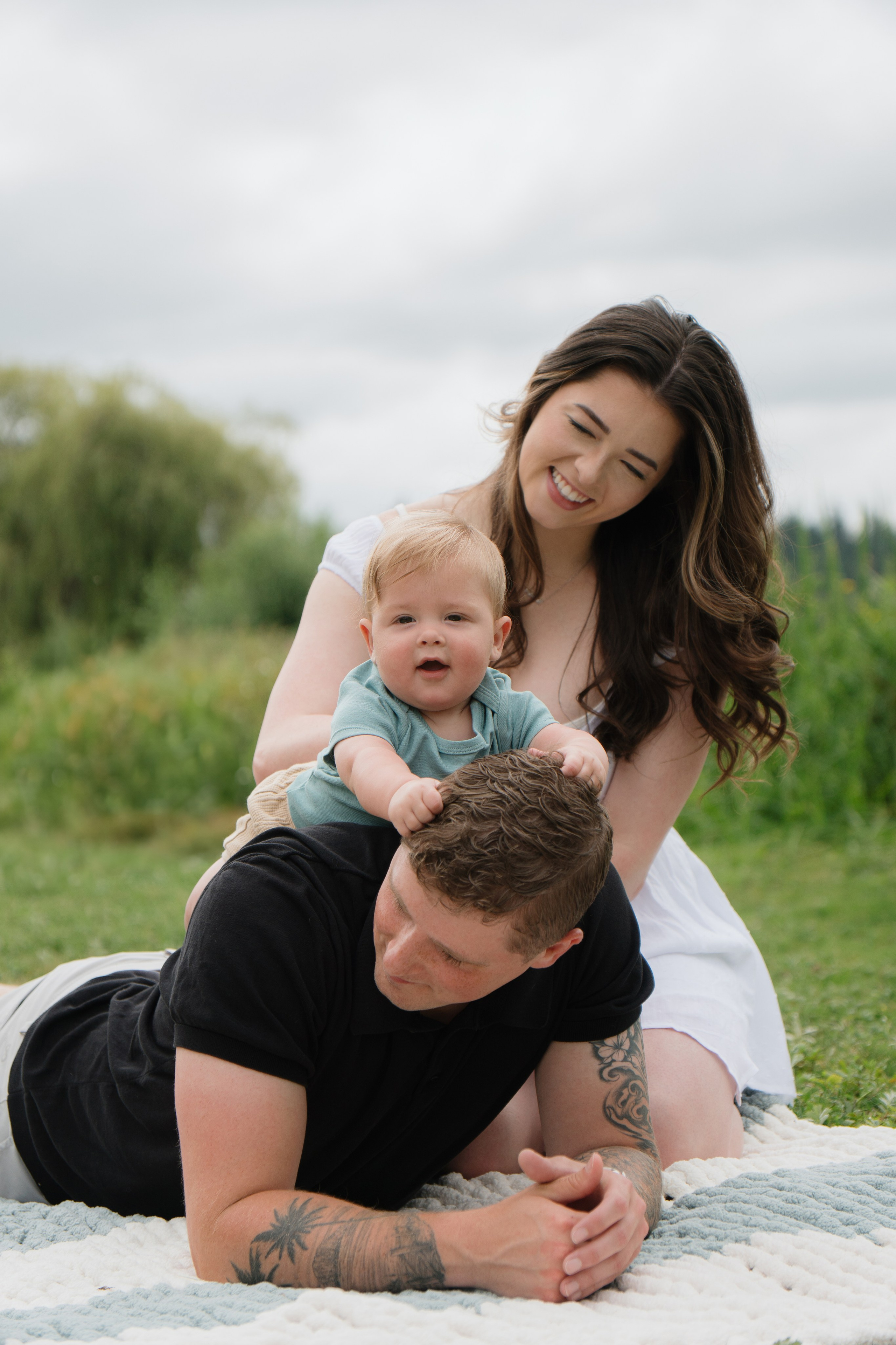 Austin’s family. Photographer in Washington Sophia D