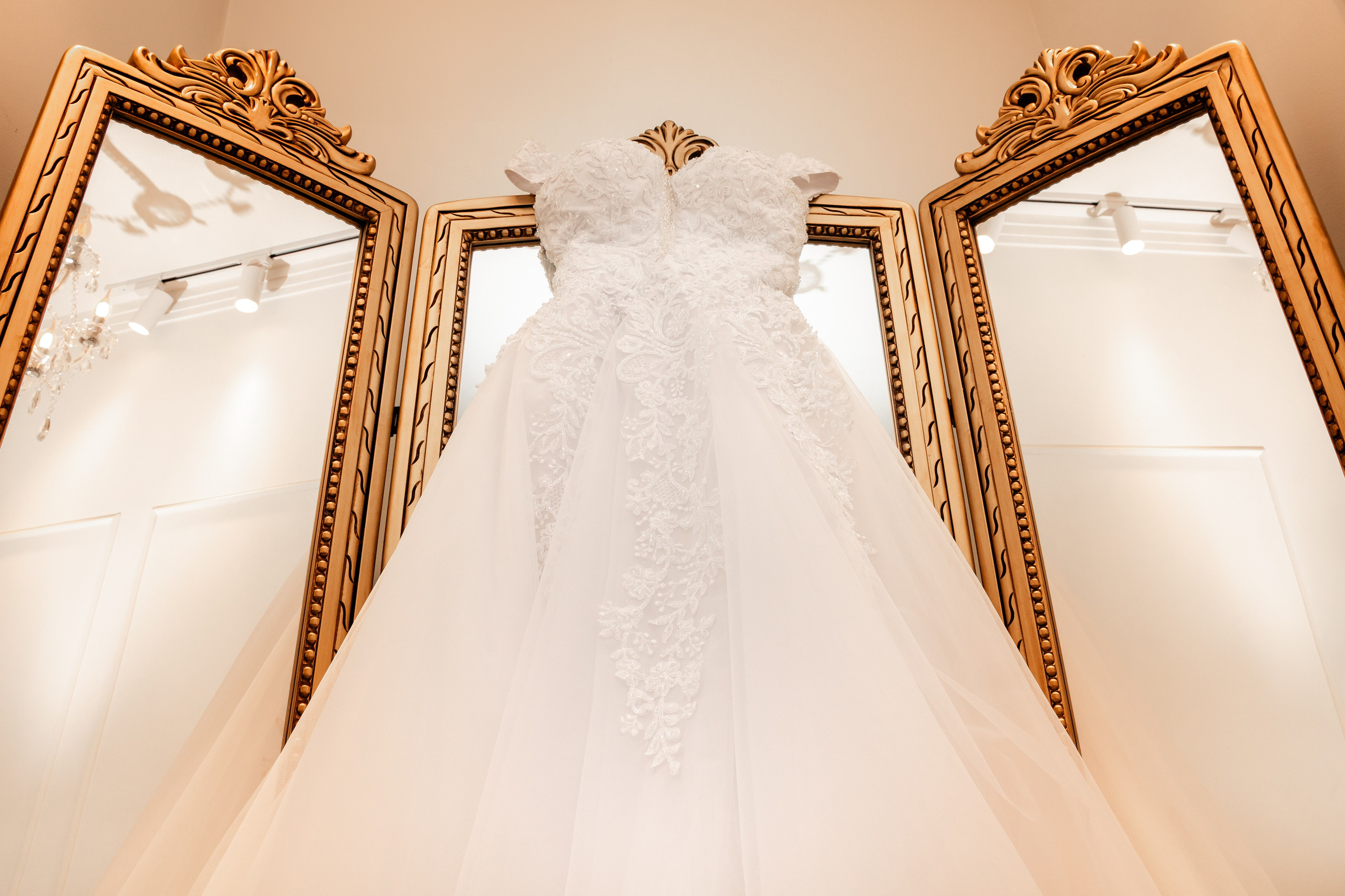 Maysa e Felipe — Making off da Noiva e Recepção. Fotógrafa de casamento e festa infantis em Marilía, São Paulo