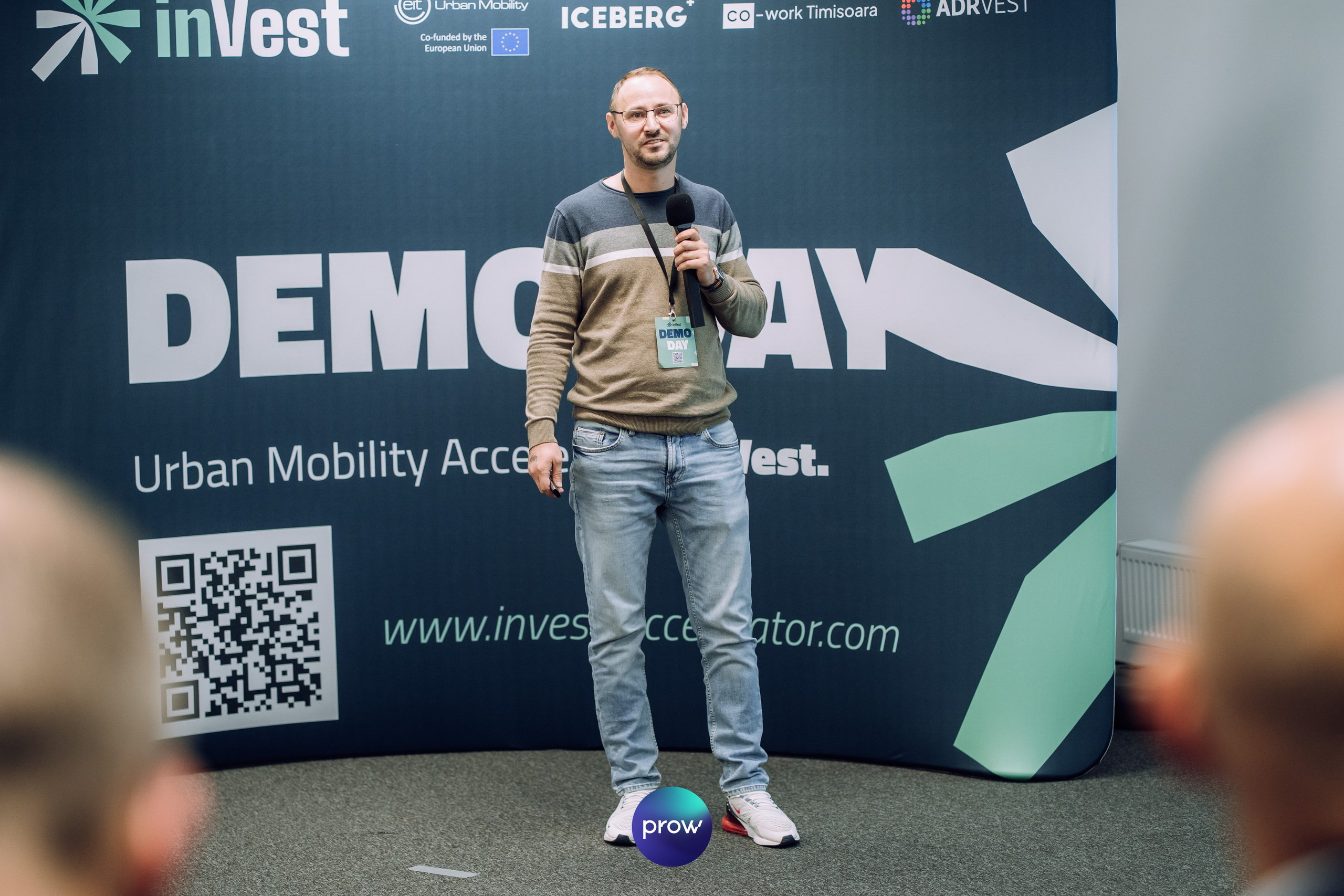 InVest DemoDay @ Cowork. Cozac Cristian Photographer