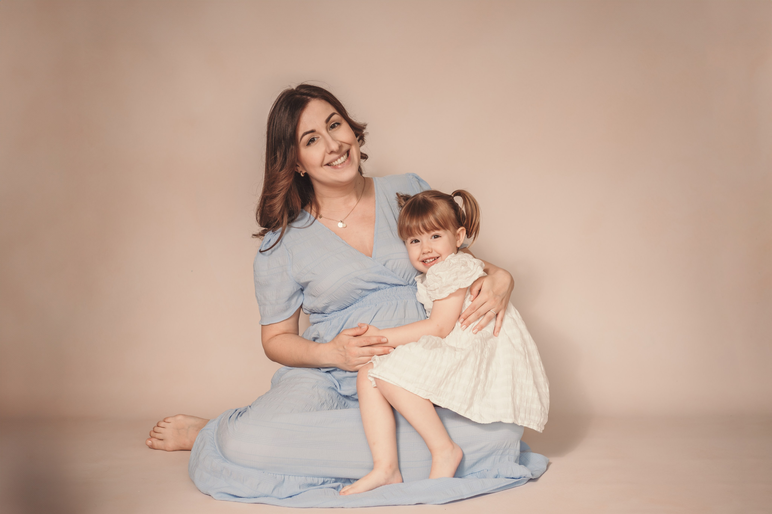 Family Session. Maternity Newborn and Family photographer Hamburg Claire Hambley