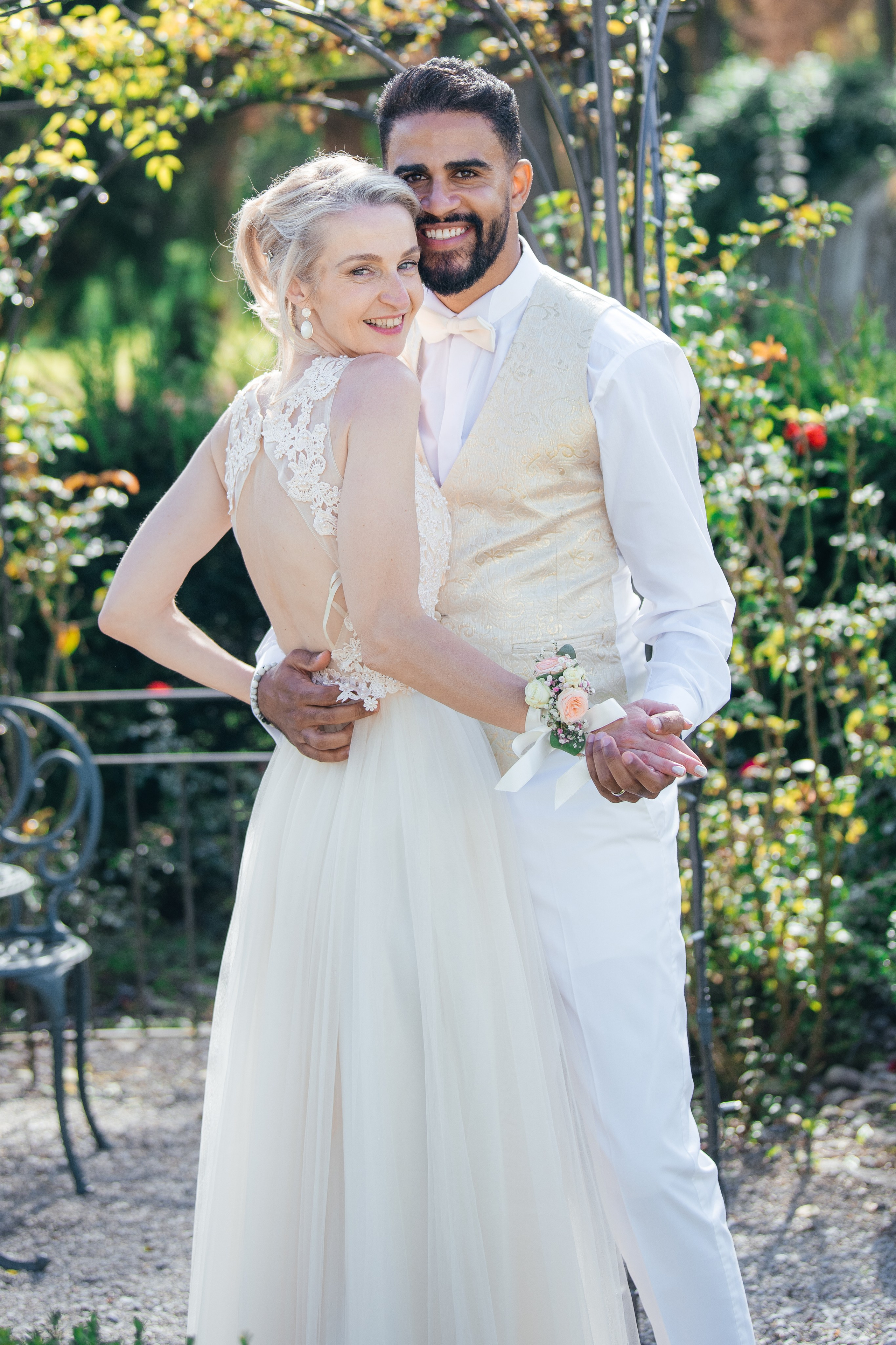 FLORENCE & JAMAL Dübendorf, Switzerland. I am Elena Altendorfer. Wedding photographer in Zurich and Switzerland