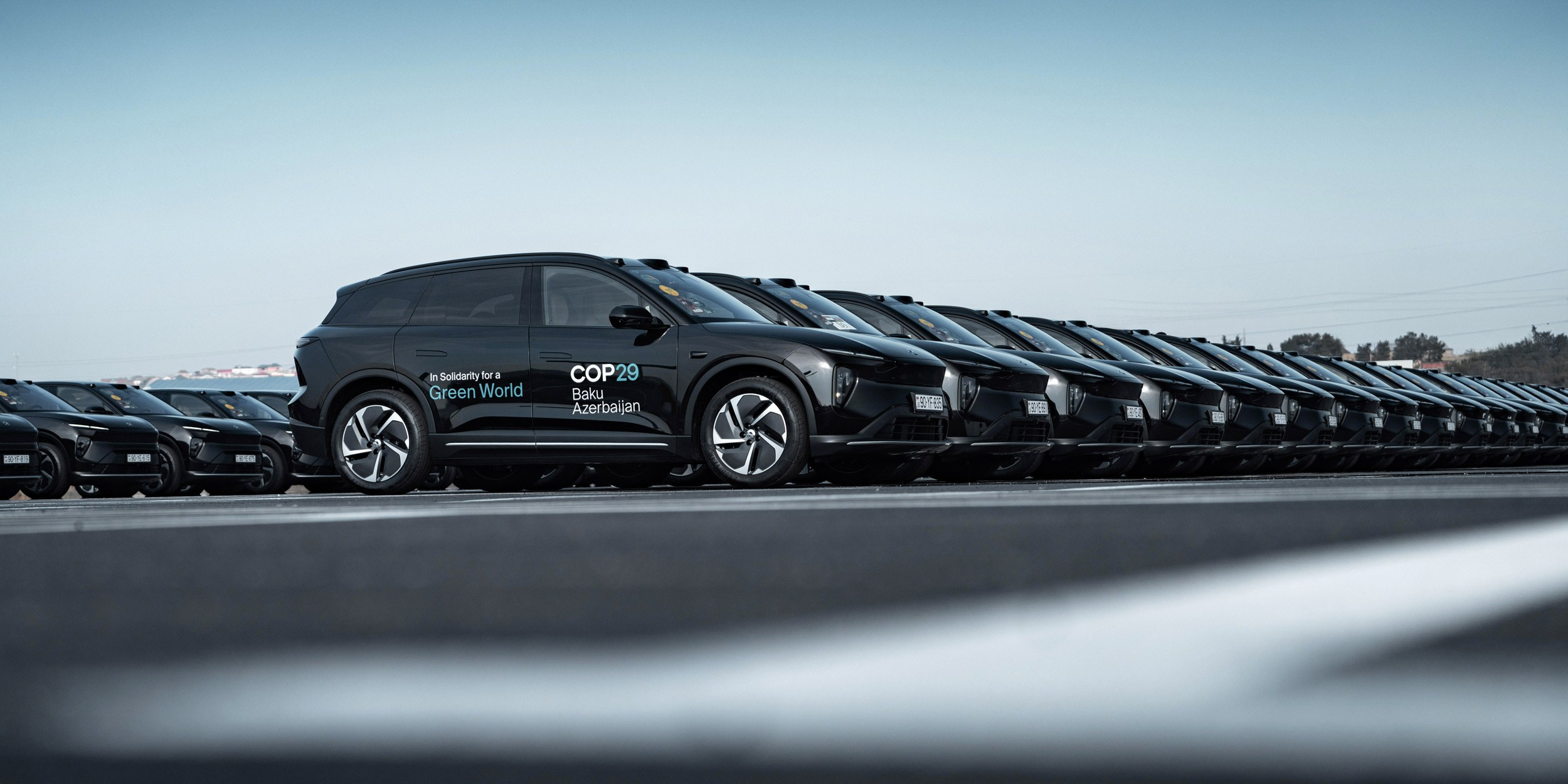 NIO. WORLDWIDE COMMERCIAL AUTOMOTIVE PHOTOGRAPHER