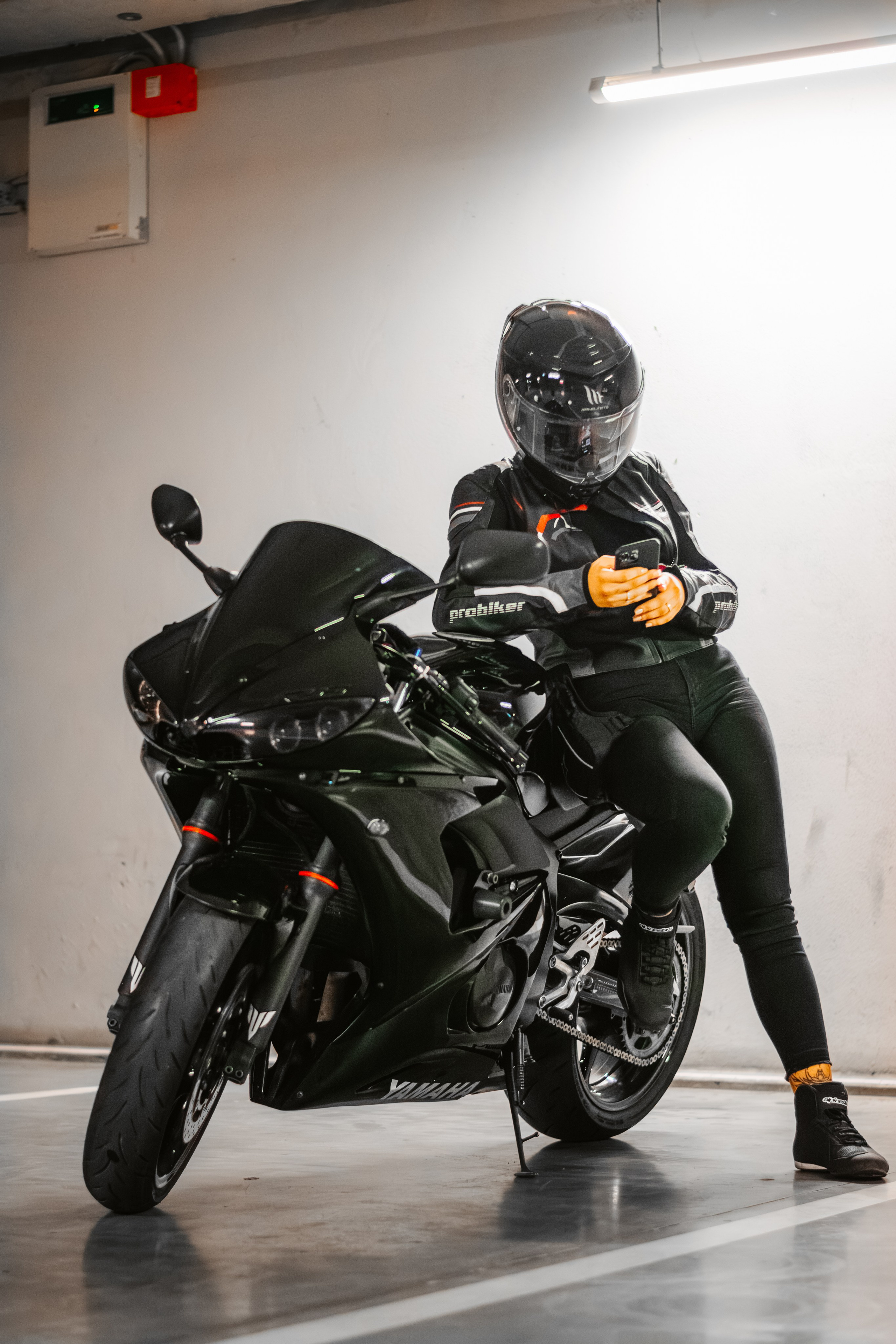 Yamaha R6. Johnnyshoots