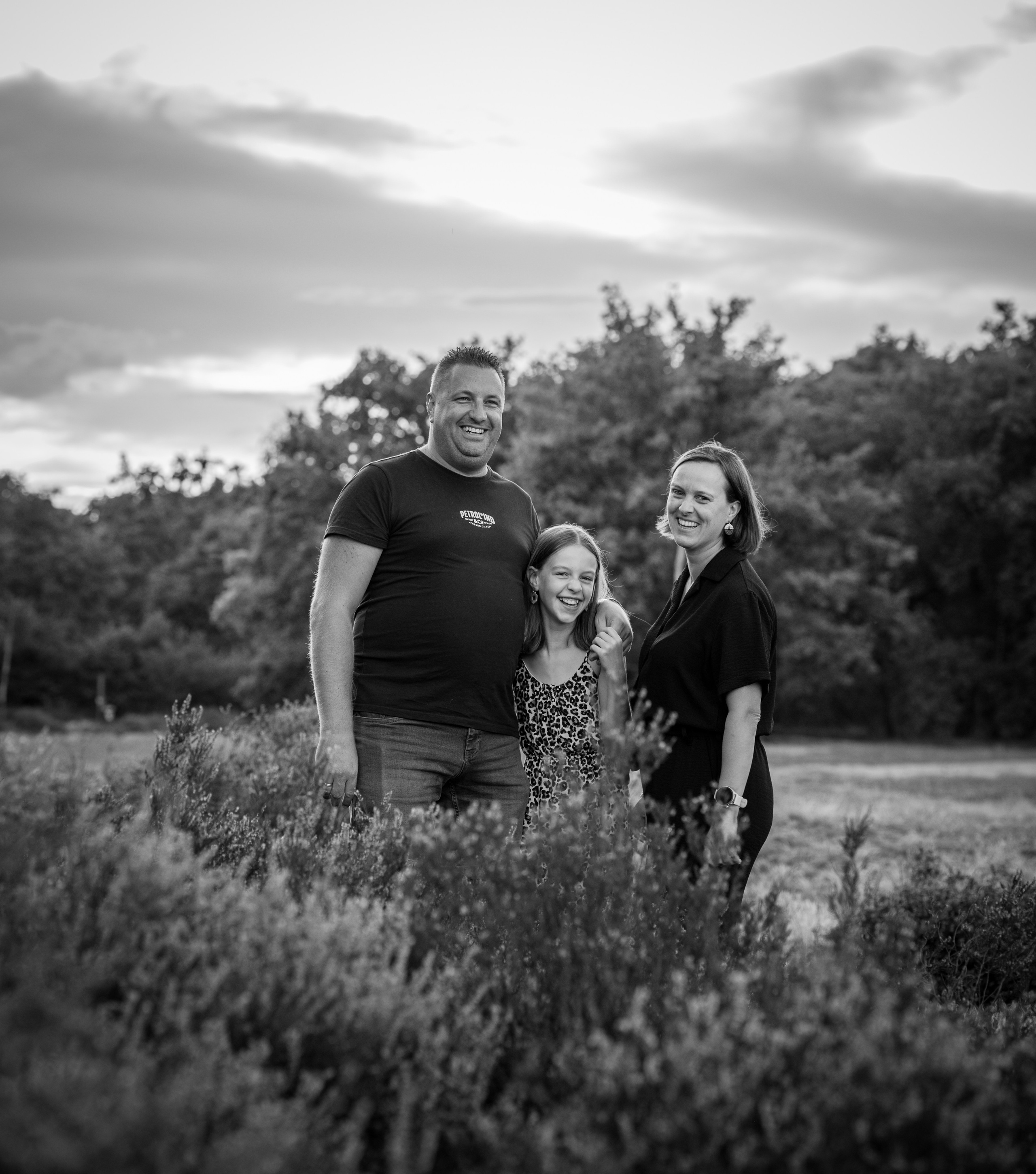 Familieshoot | Warme en Spontane Familiefotografie vol Emotie. Kapture Fotografie – Huwelijksfotografie & Portretfotografie voor pure liefdevolle momenten