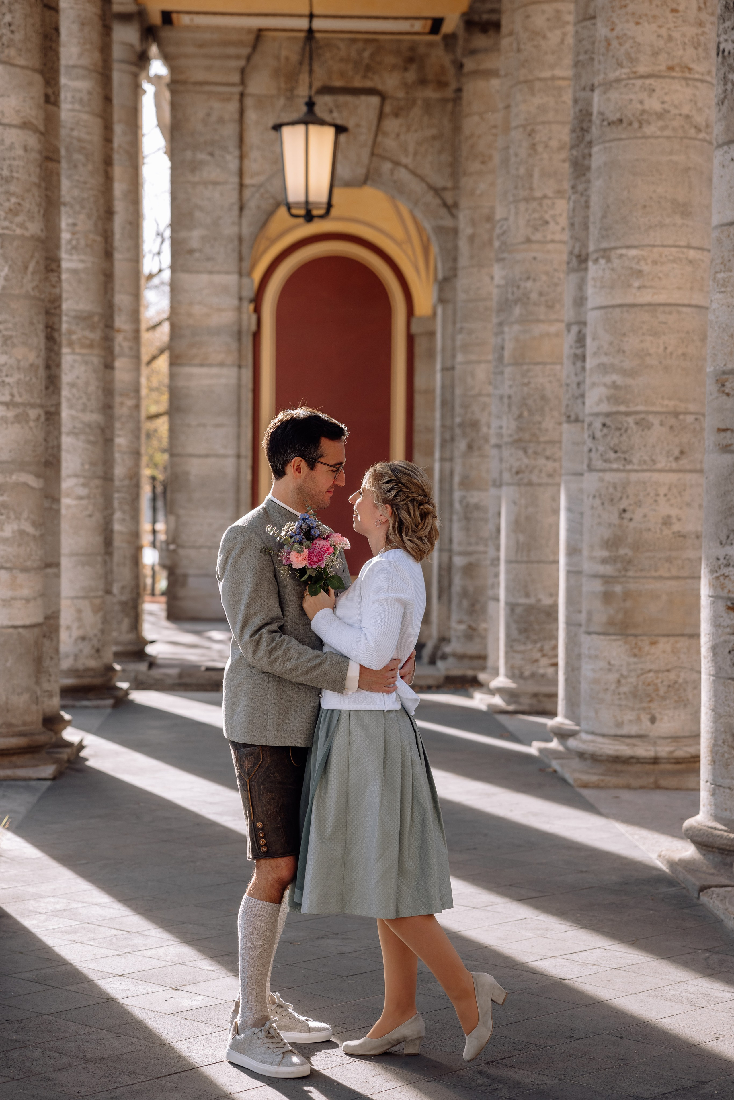 Herbsthochzeit im Standesamt Schwabing. Hochzeitsfotograf München Taufe Familienfotograf Tanja Mauke