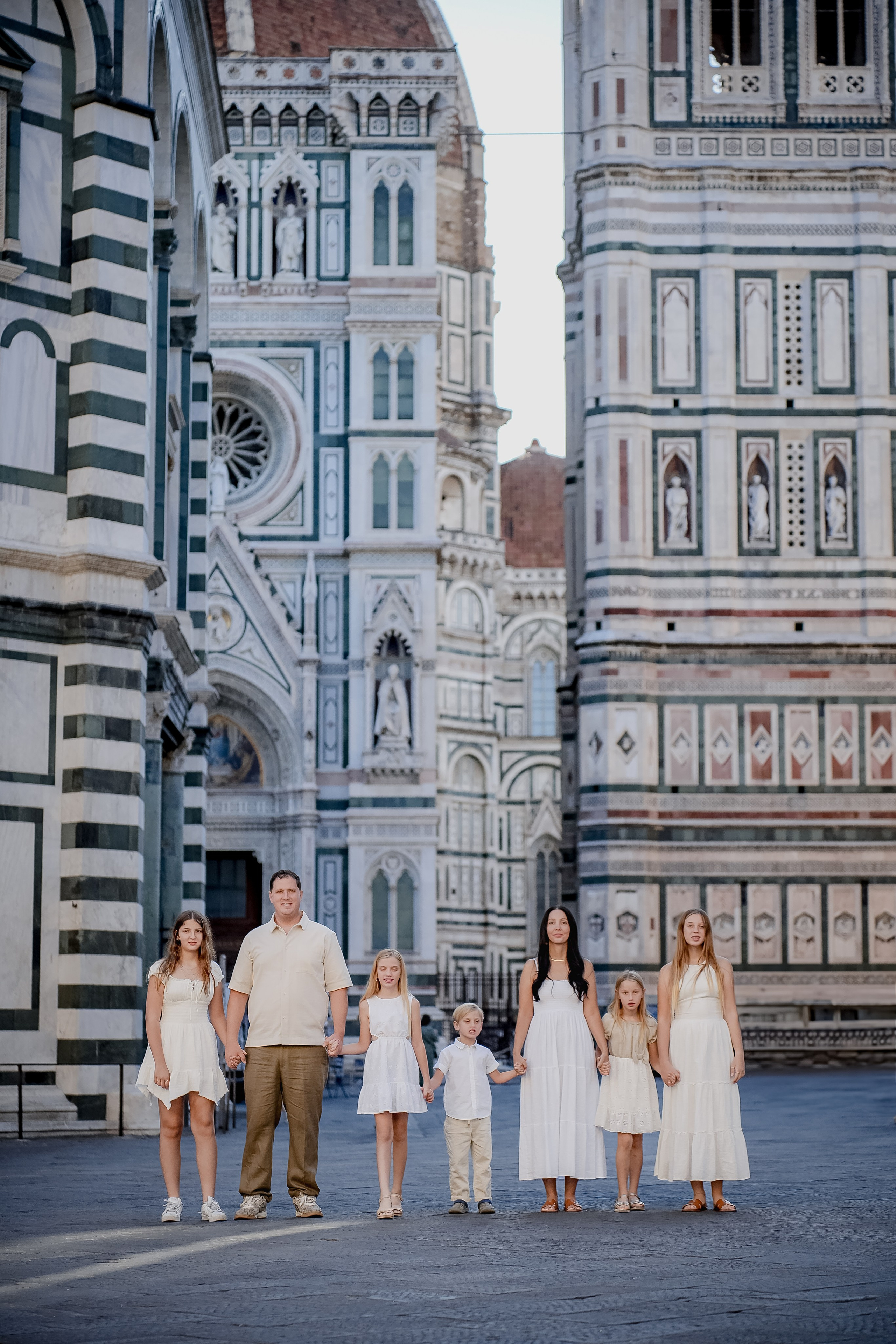 Stella & Family. Wedding Photographer in Italy