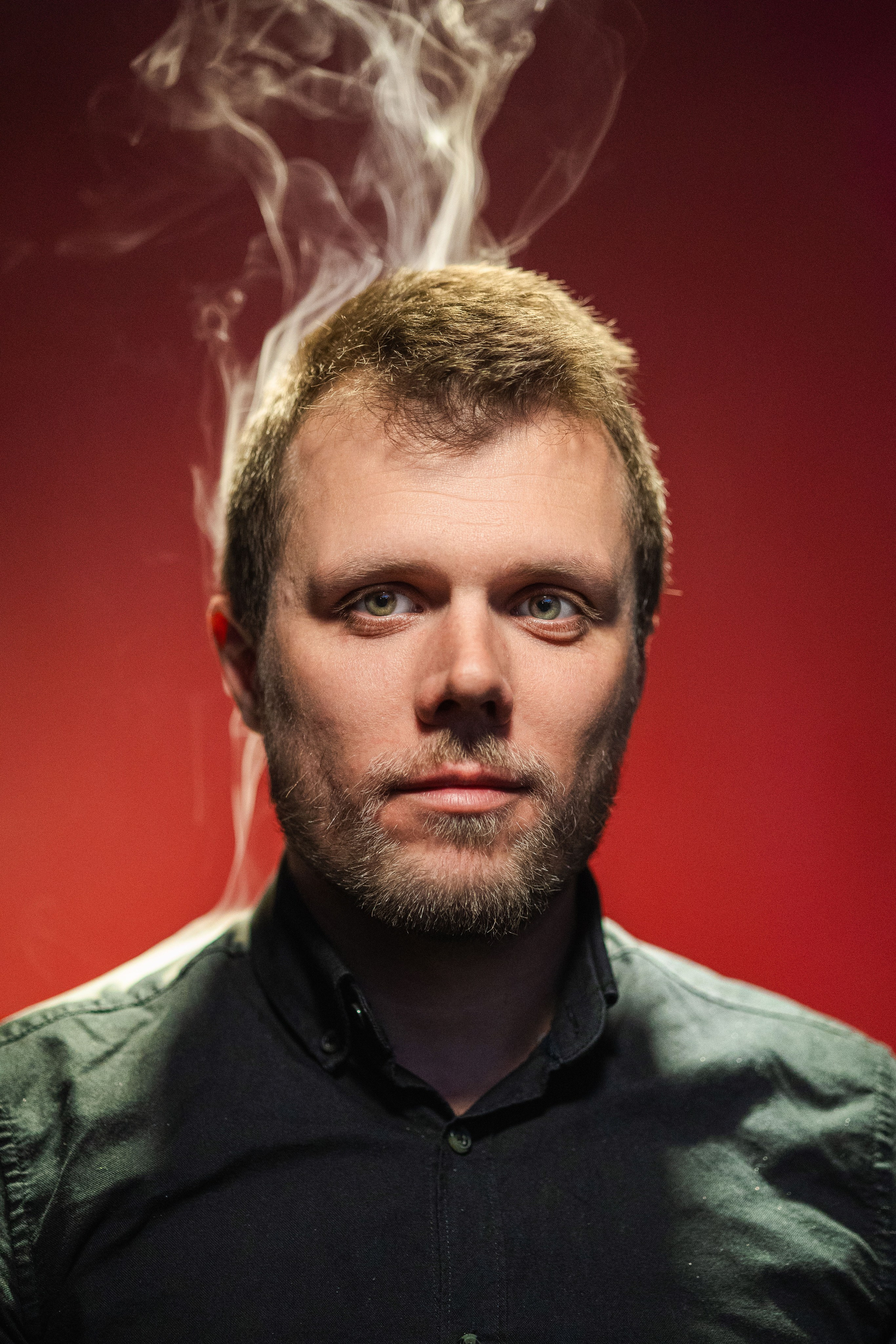 Dan Murzea. Daniel Cioc - Fotograf profesionist în București, specializat în evenimente, nunta, botez, corporate, portret și boudoir