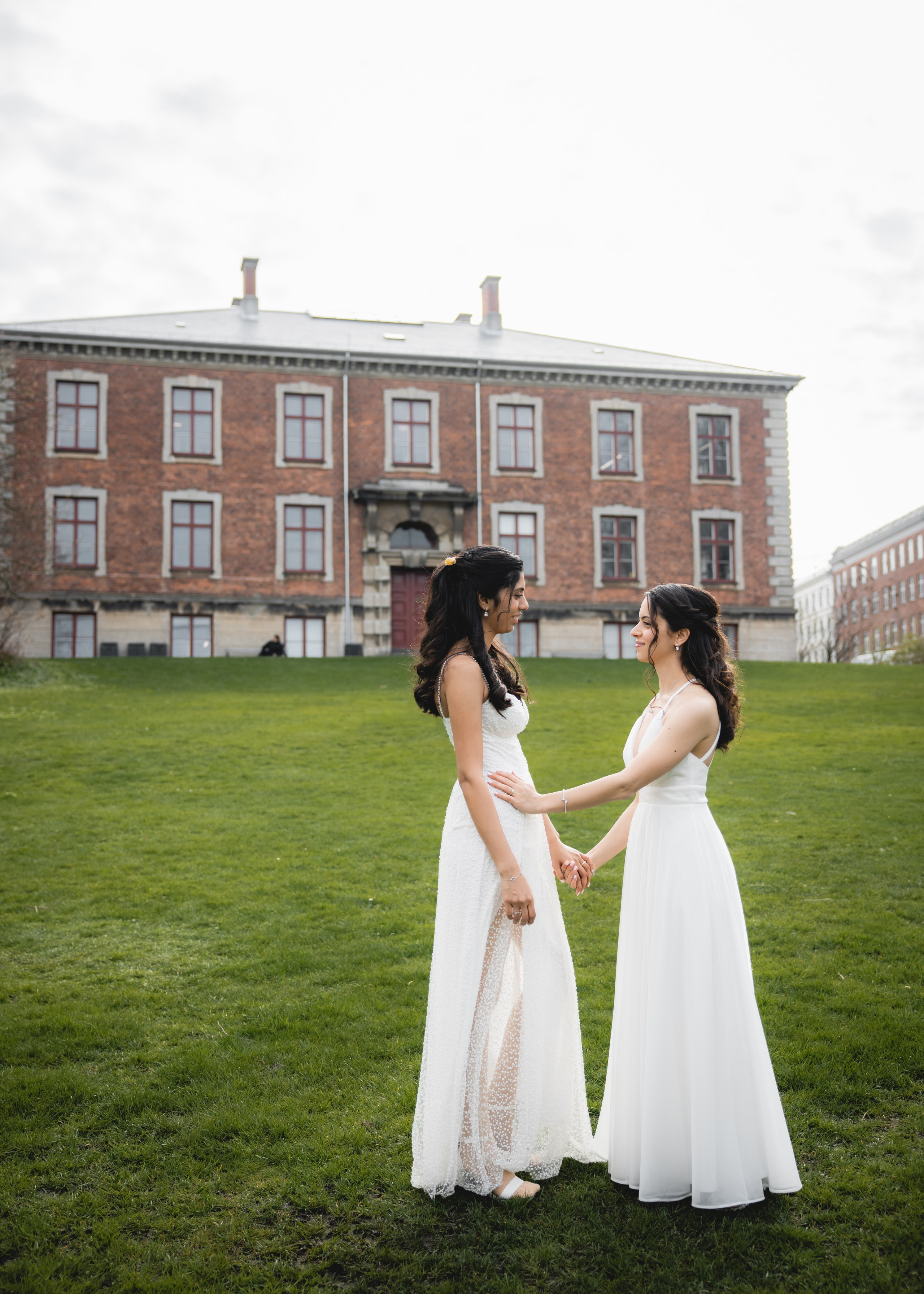 Shai & Batel. Professional wedding photographer in Copenhagen, Denmark — Julia Byron