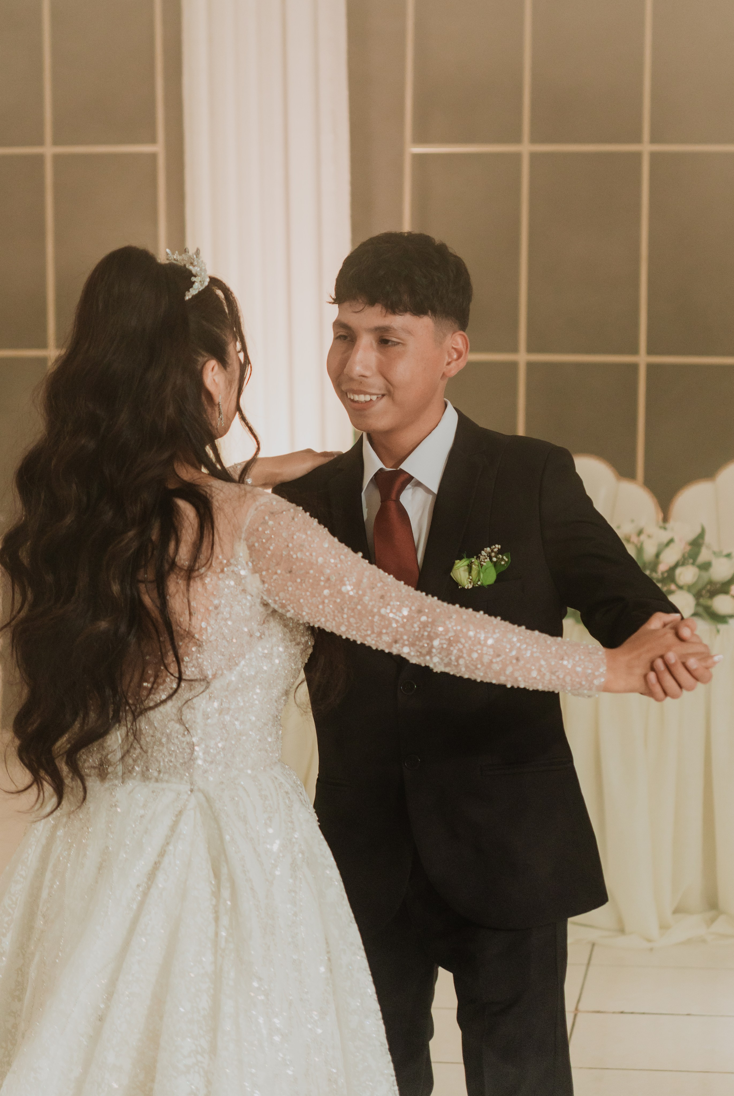 FERNANDO + MARIBEL | BODA RELIGIOSA. Studio KVTA | Fotografía y Video de Bodas en Arequipa