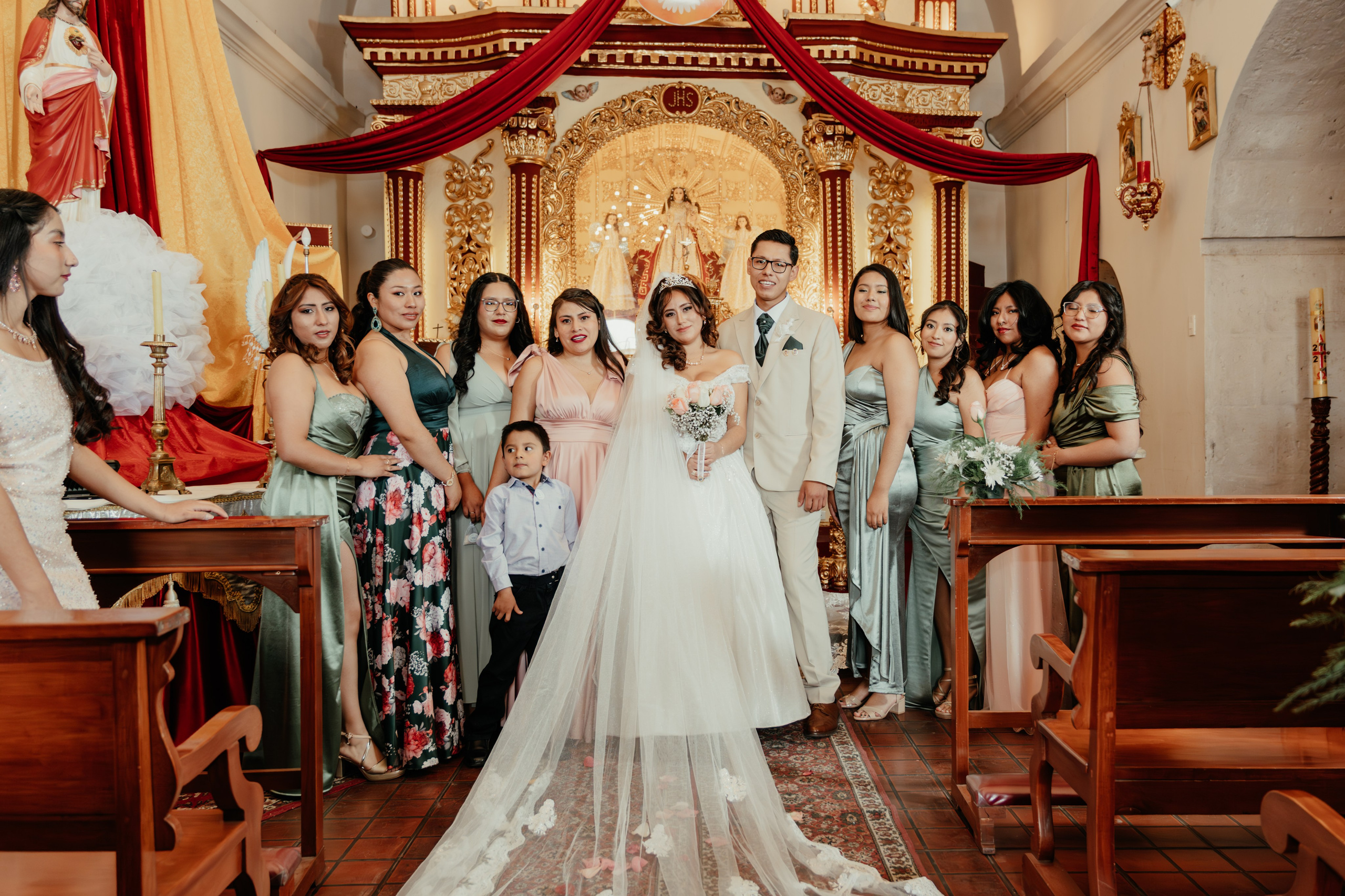ANGIE + MANUEL BODA RELIGIOSA. Studio KVTA | Fotografía y Video de Bodas en Arequipa