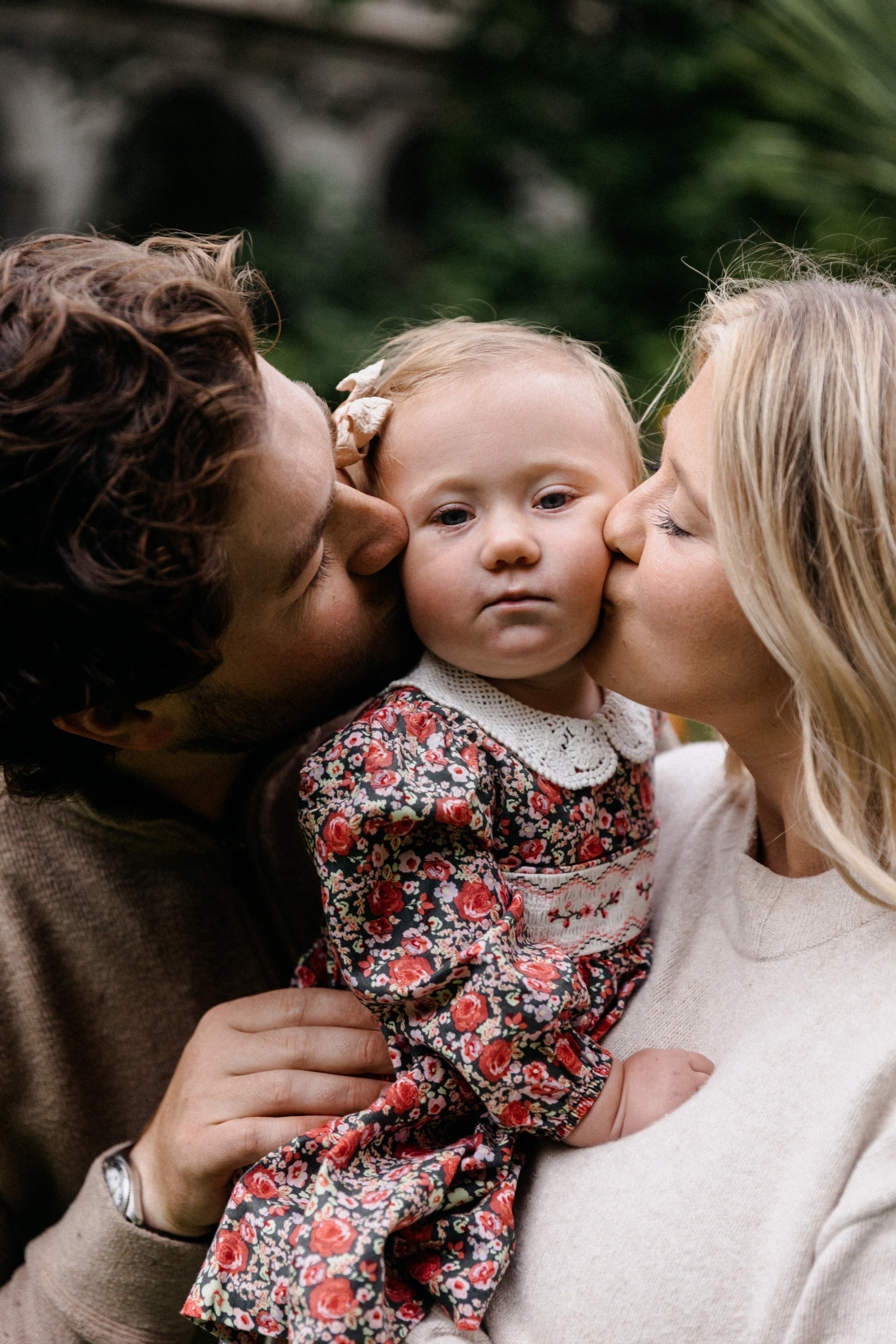 Family Photoshoot at Westminster. LondonPhotoStory — Vacation Photographer in London