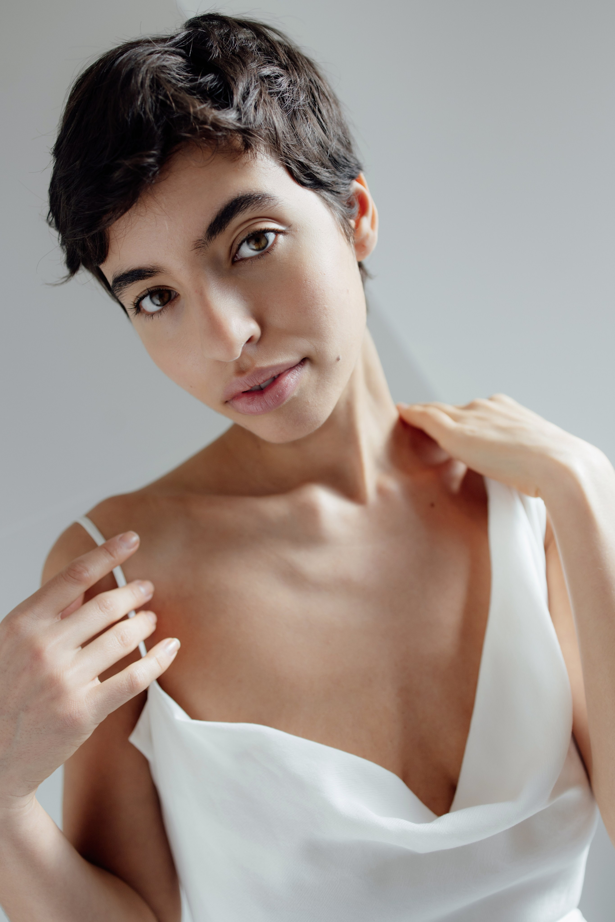 Rolling in Roses. Timeless Wedding & Events Photography. Based in London, working across Europe