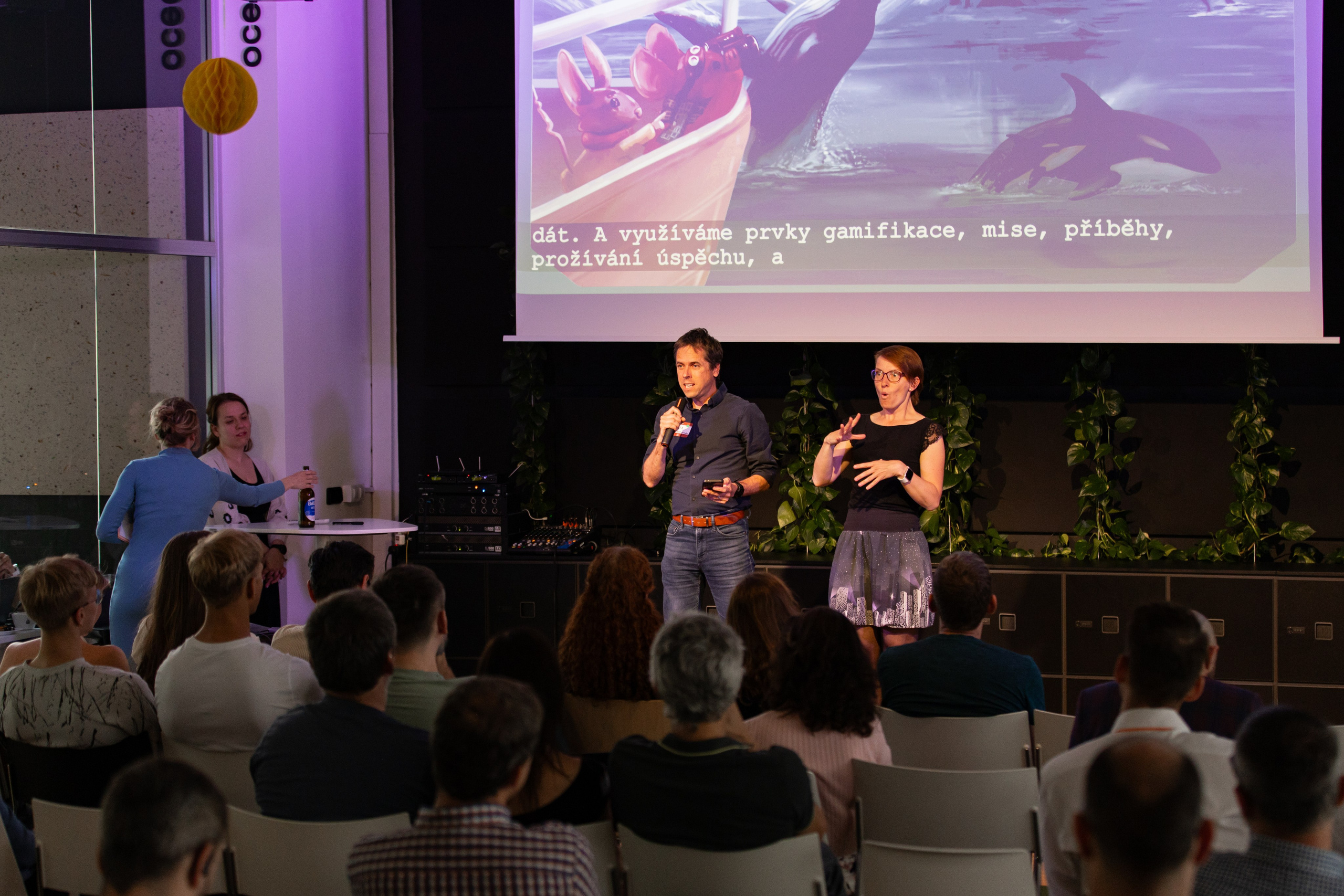 Eventová fotografie. Dana Lišková — Empatická fotografka | Introspektivní umělkyně | Neurodivergentní koučka| Zakladatelka Artepy.cz