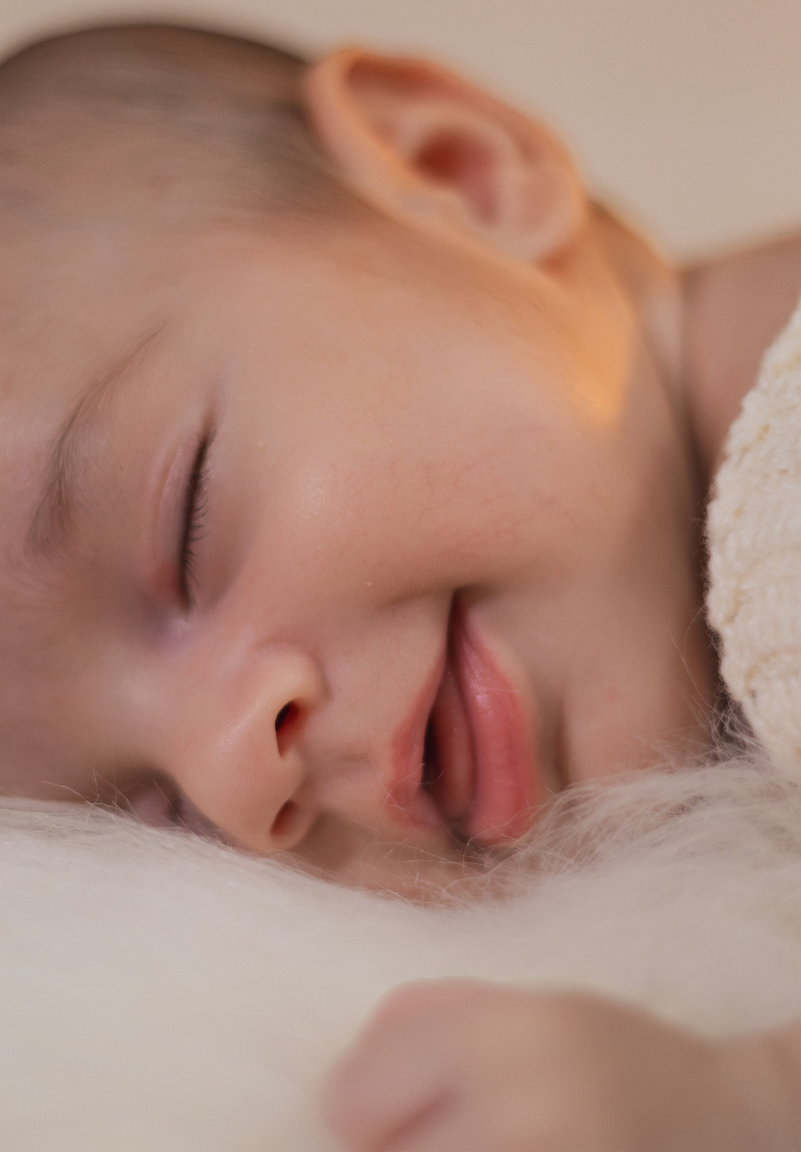 Acompanhamento do Bebê. Fotografia Mensal Infantil. Oukla Estúdio
