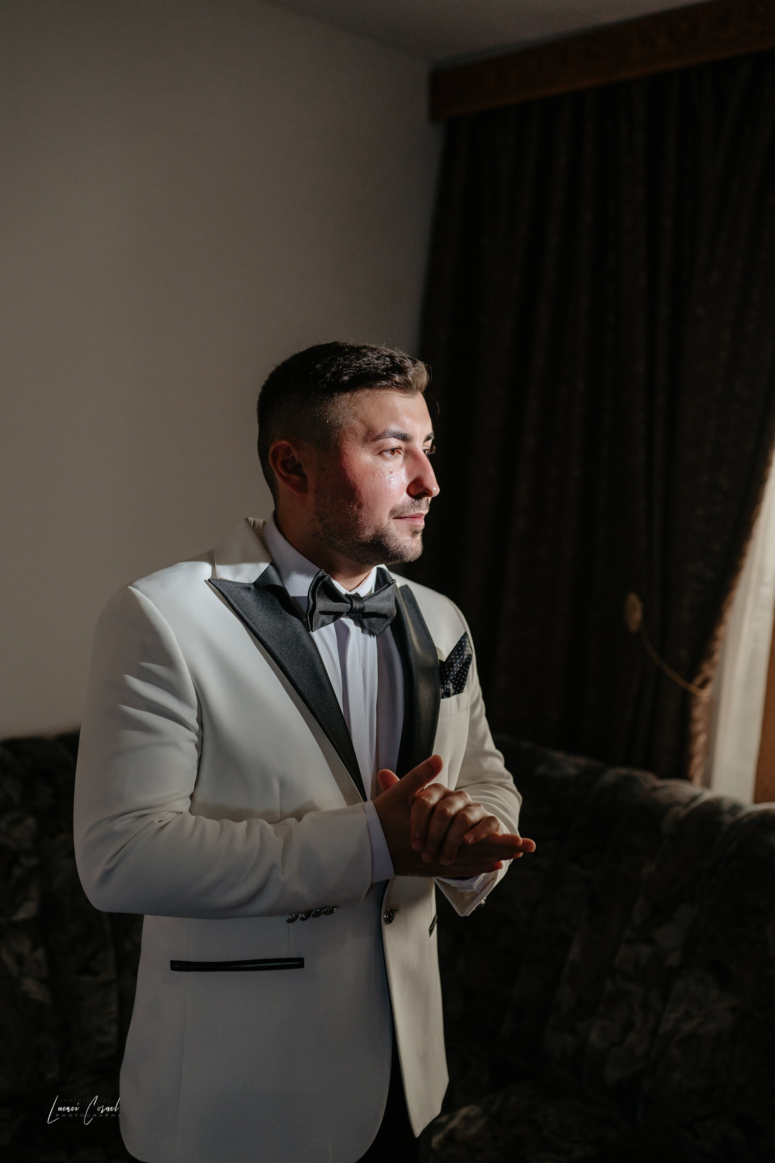 Portrete – Eleganță și expresivitate. Fotograf de nuntă, corporate, botezuri, majorate și aniversări Roman, Lucaci Cornel