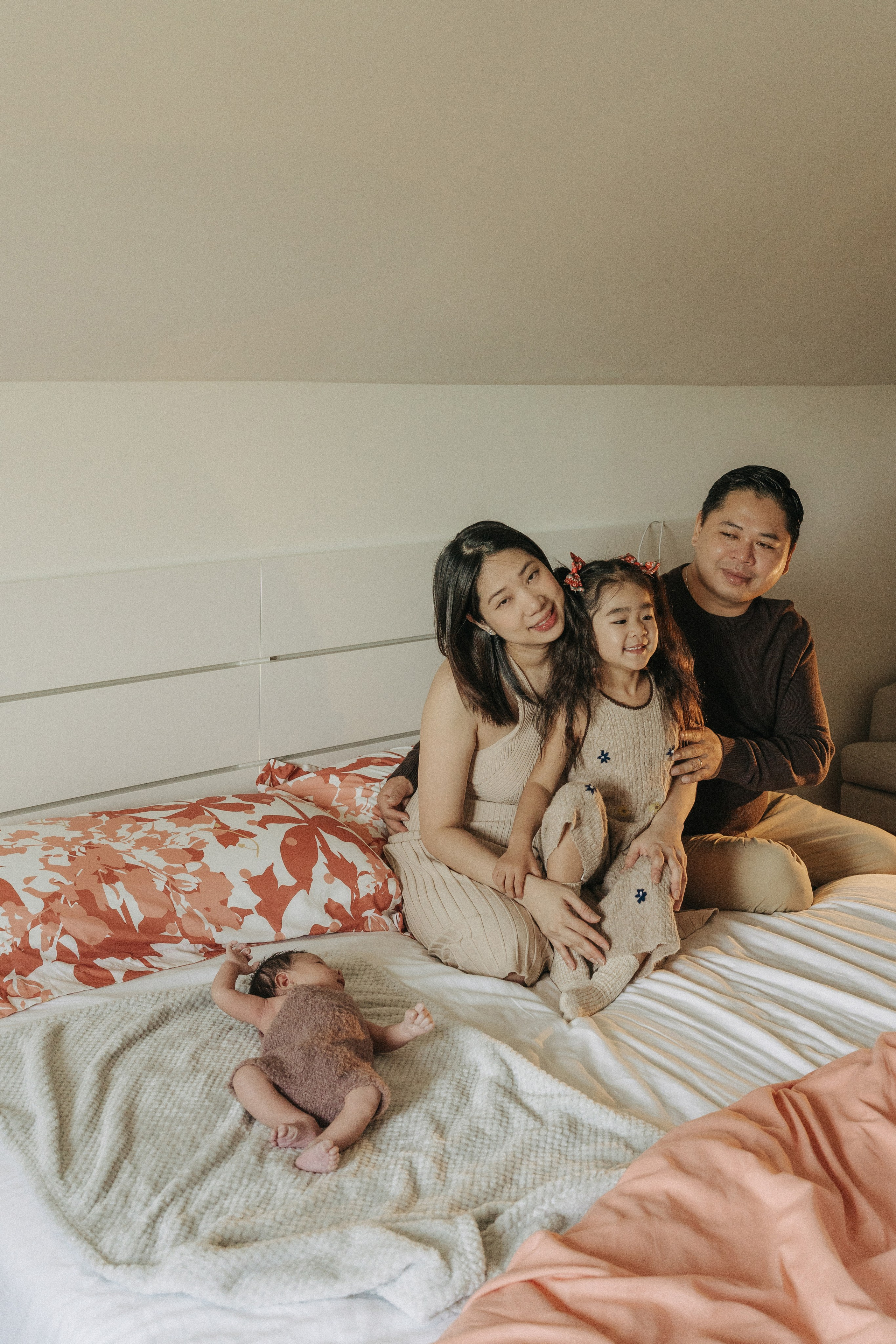 Full Family Newborn Photography – Love, Warmth & Connection. Alisa Tant — Family and newborn photographer Bucks County, Montgomery county, Philadelphia, NJ