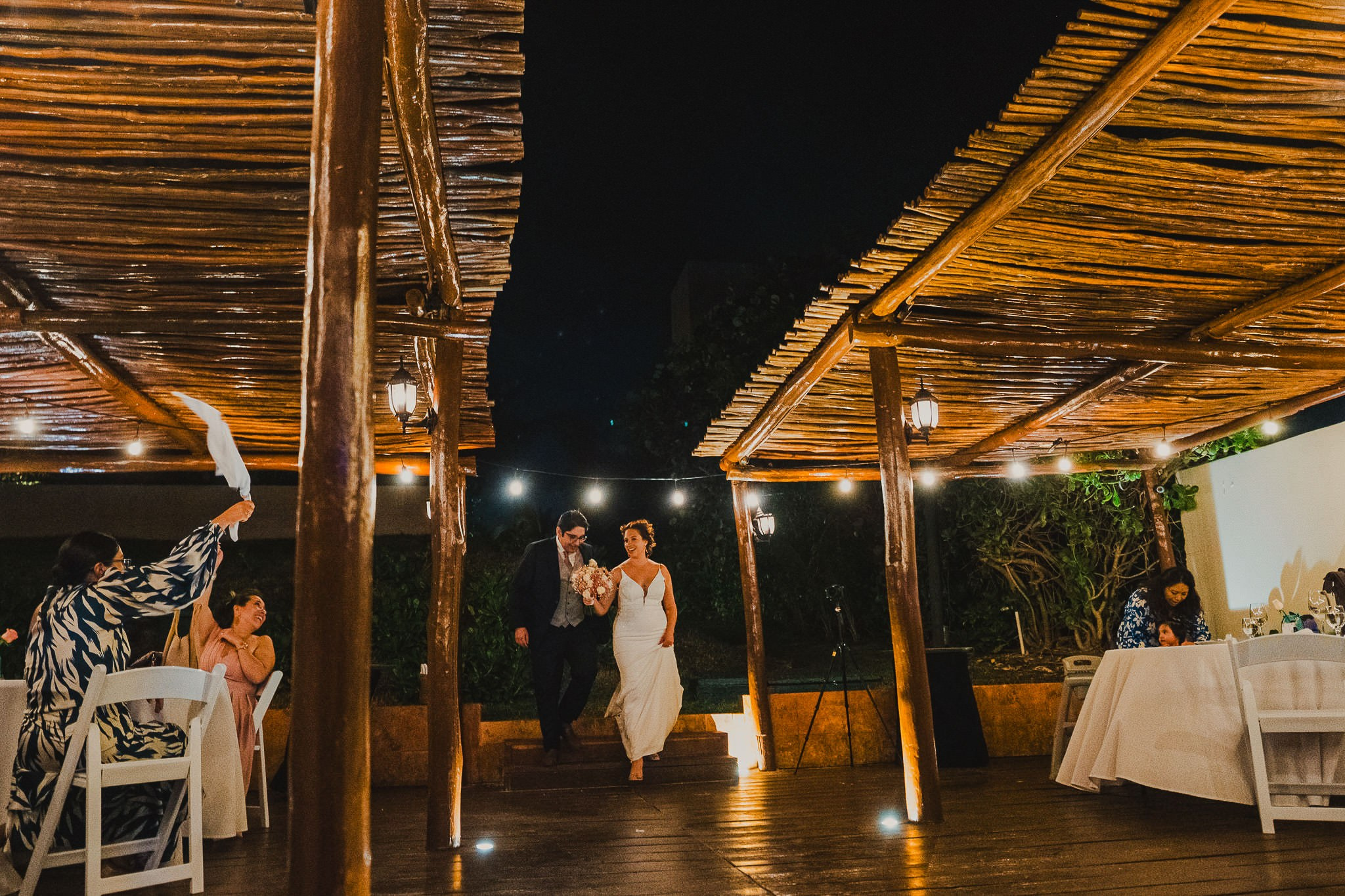 Jess & Juan / Cancun. Wedding and family photographer in Mexico City