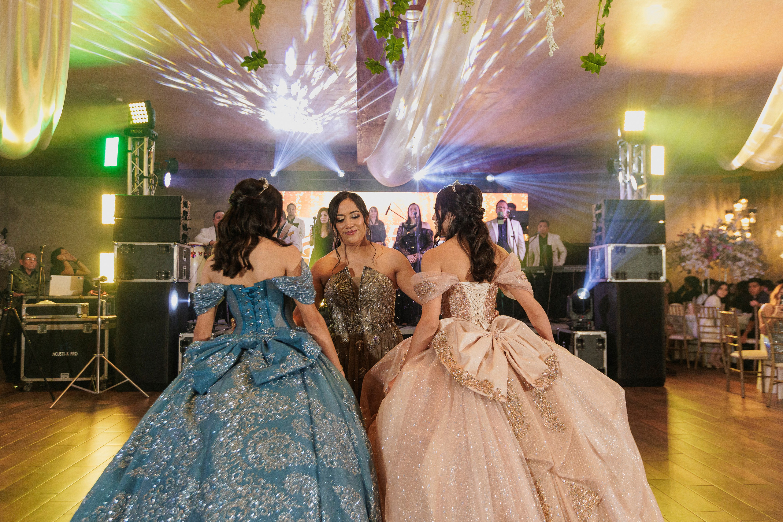 Fernanda e Isabela XVs