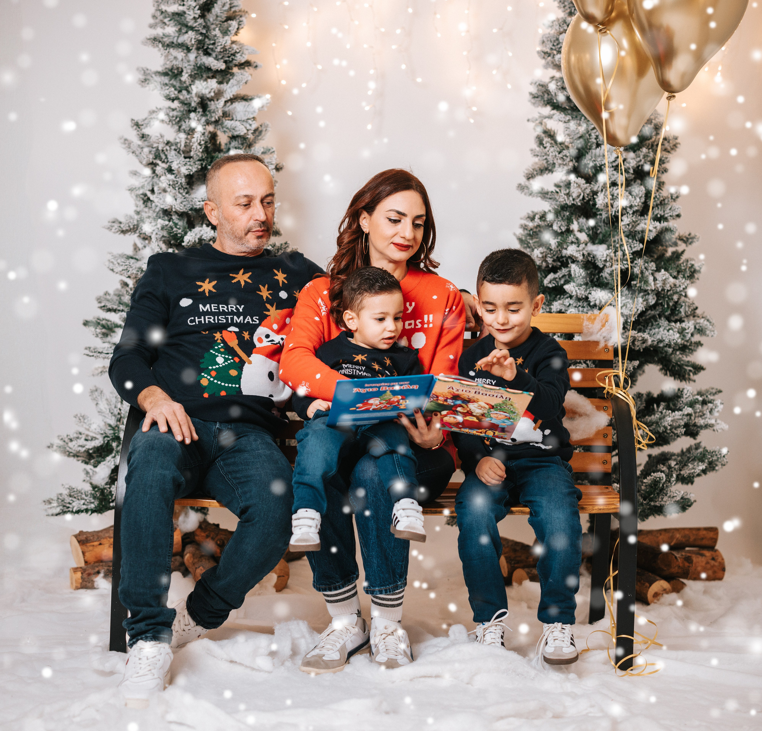 CHRISTMAS SESSIONS. Giannis Ioannou