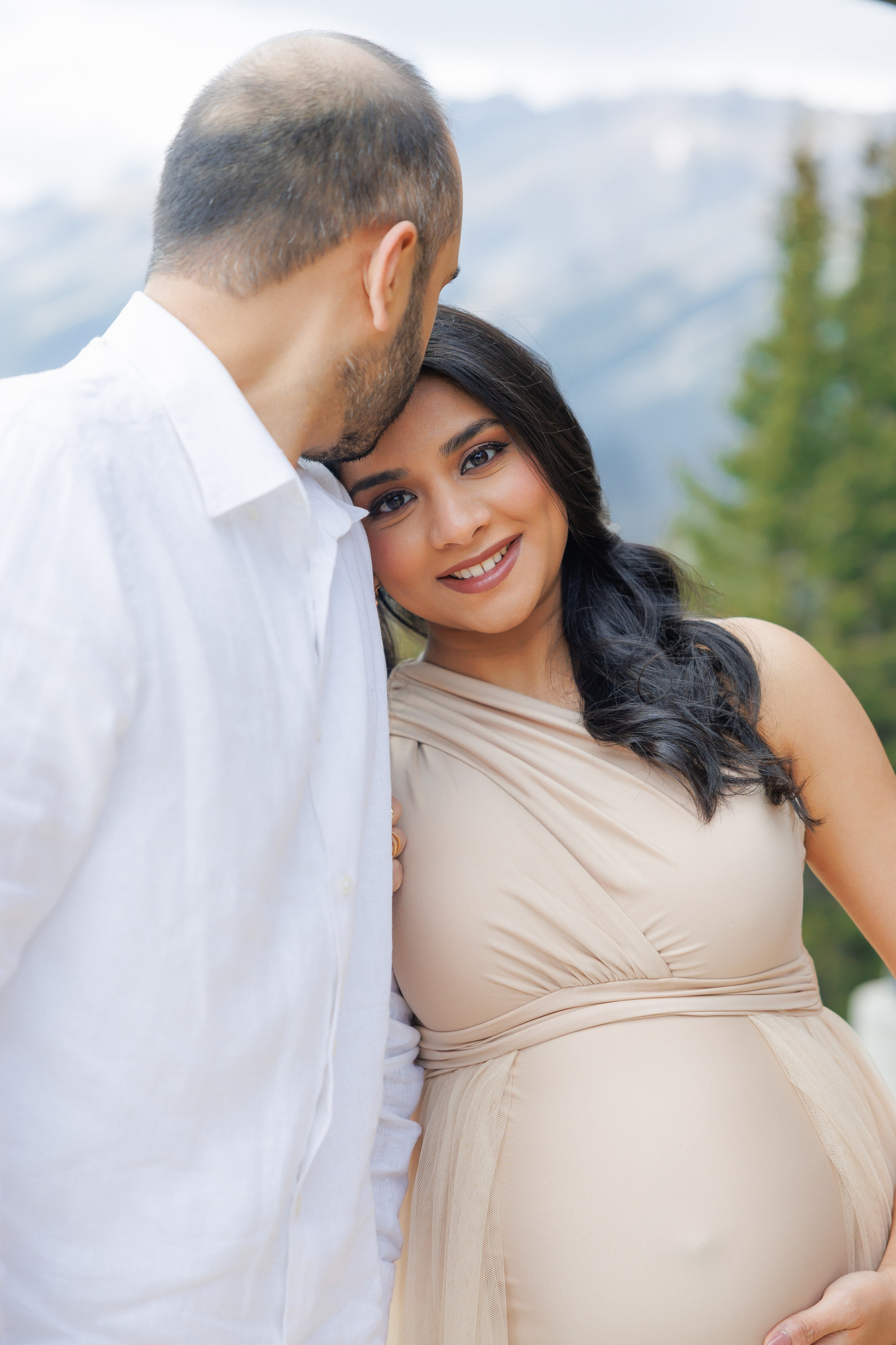 Mountain maternity shoot. Home