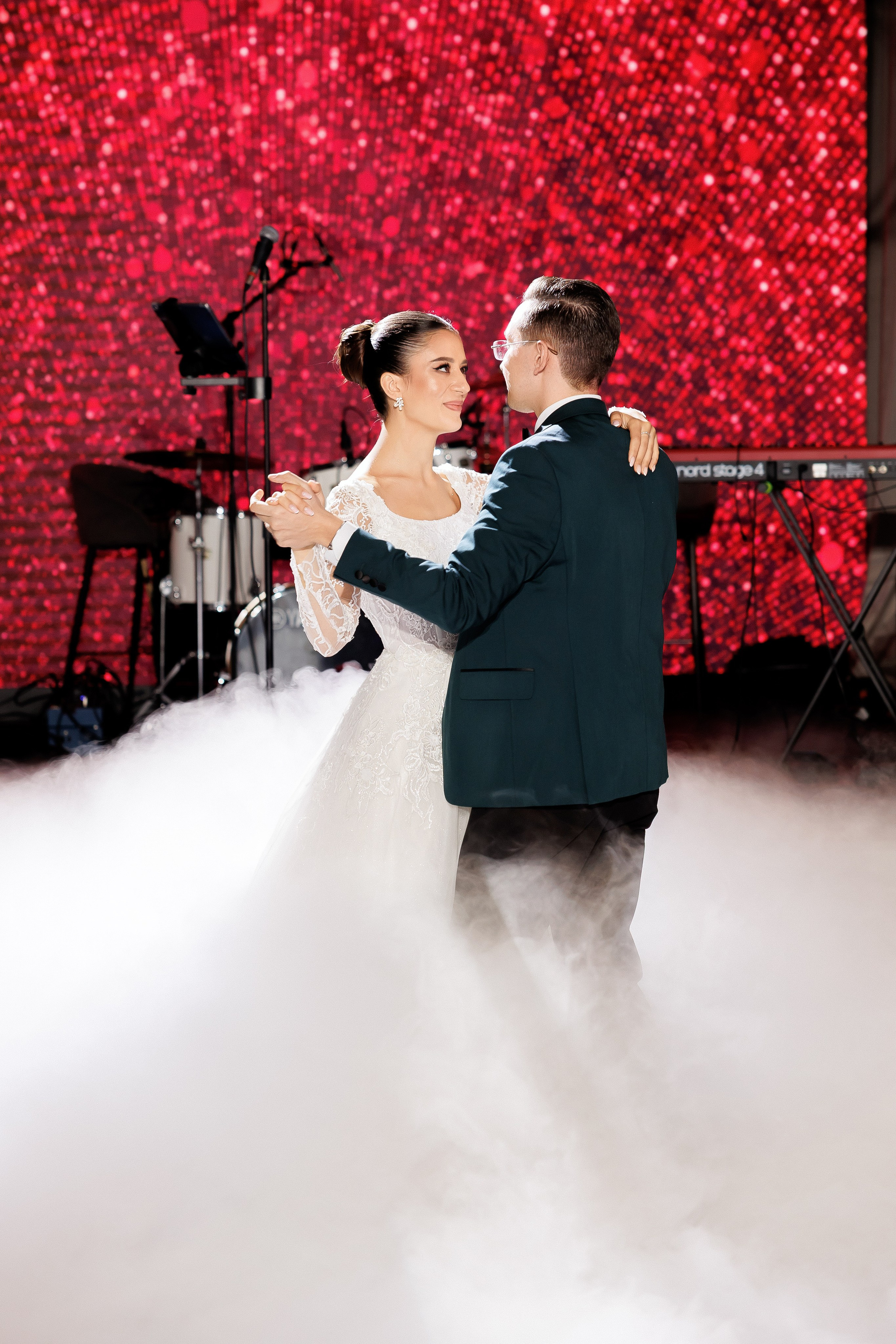 Serghei & Erica — Queen Residence. Servicii Foto și Video 067188353