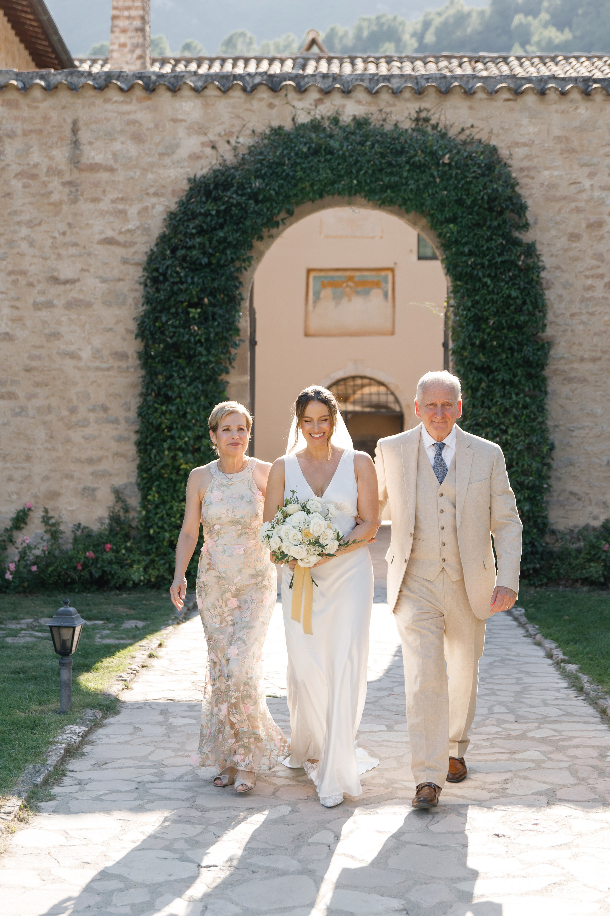 Wedding photographer Italy Rome, Tuscany, Lake Como, Sicily, Puglia. Wedding Photographer Rome Tuscany Como Sicily Puglia Amalfy Italy- Oksana Savenchuk