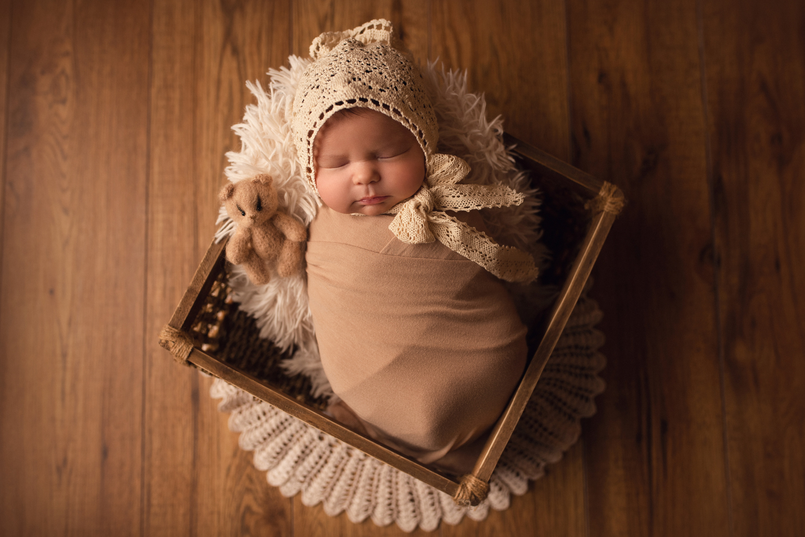 Ottawa Newborn and Baby Newborn Photographer Elena Helali