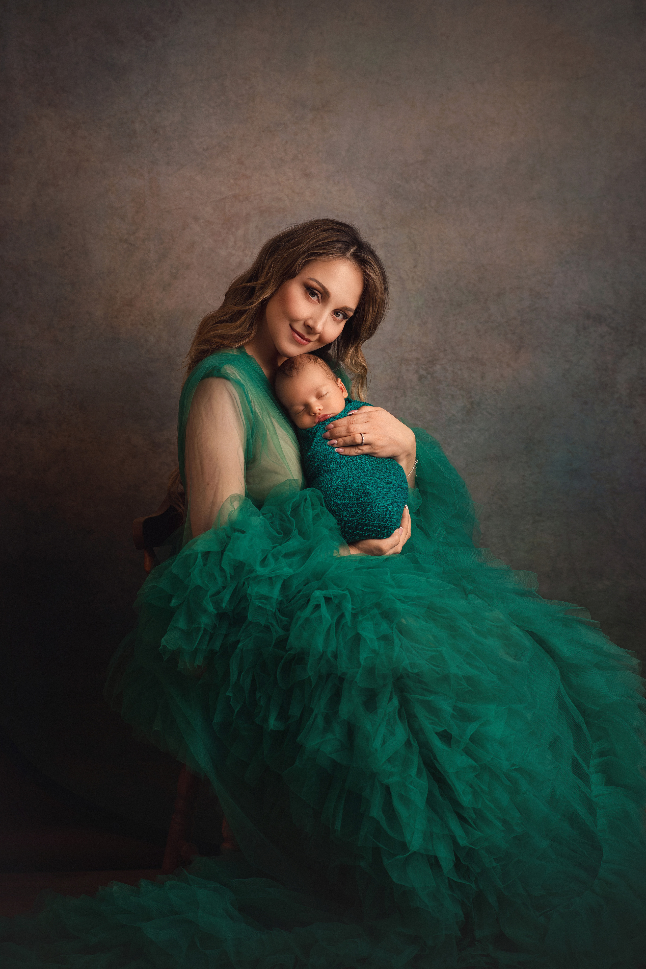 FAMILY / MATERNITY. Ottawa Newborn and Baby Newborn Photographer Elena Helali