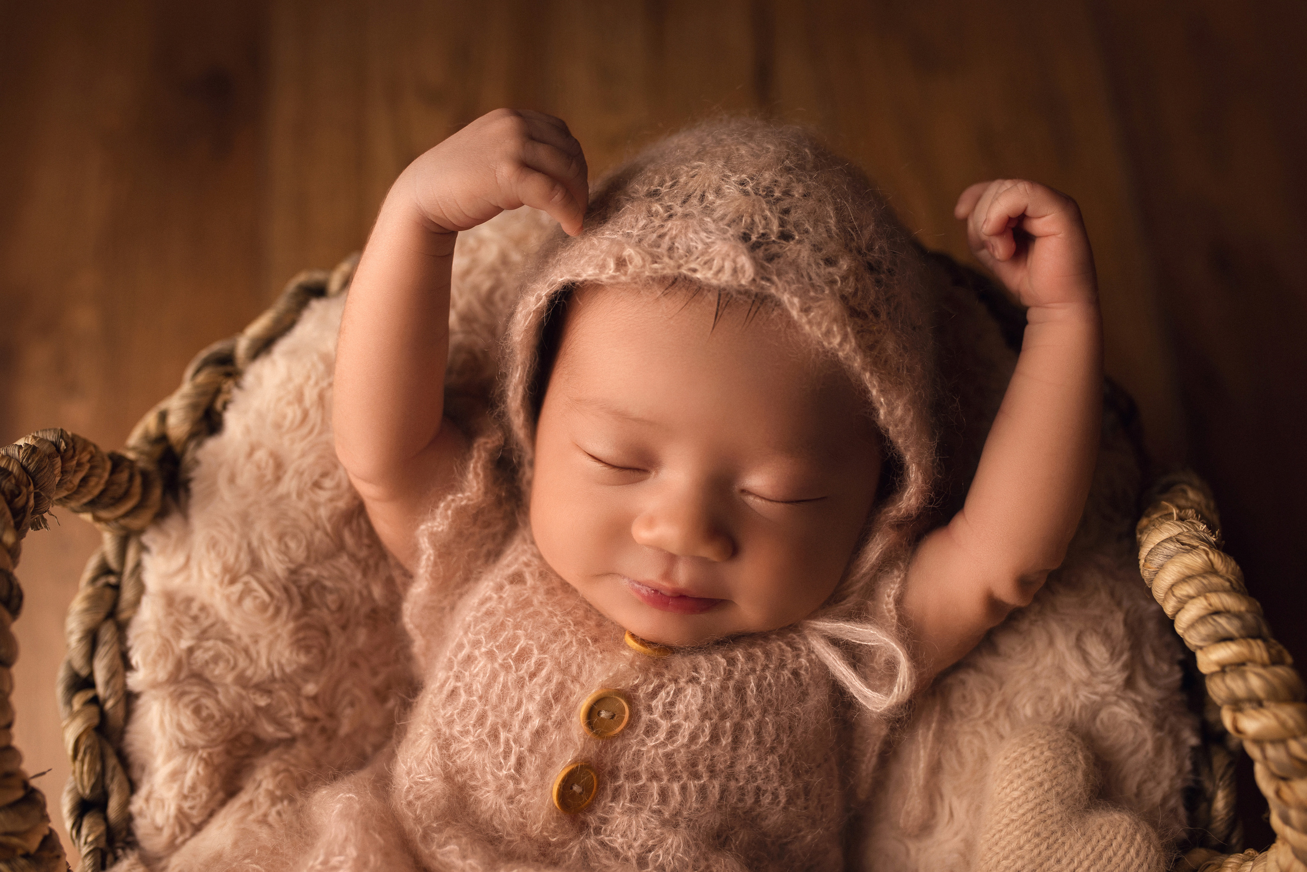 Ottawa Newborn and Baby Newborn Photographer Elena Helali