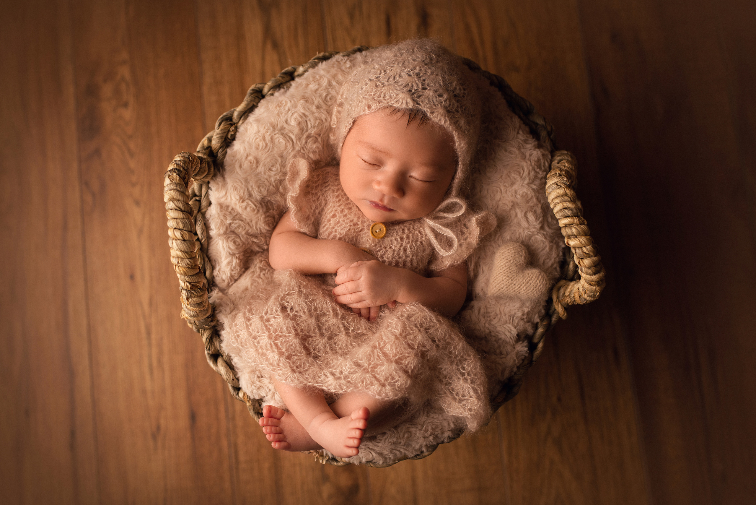 Ottawa Newborn and Baby Newborn Photographer Elena Helali