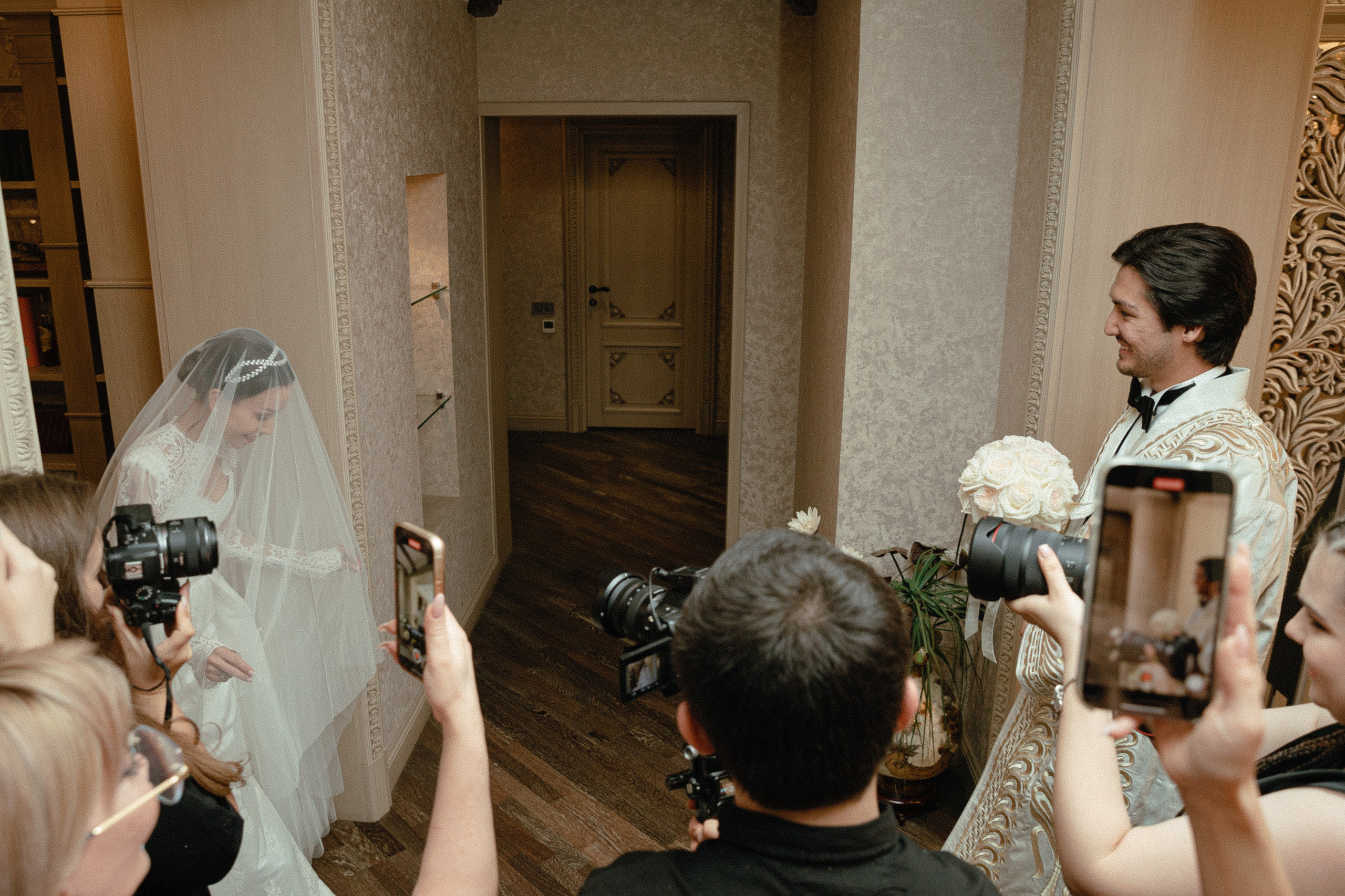 Botir & Zukhra. Главная