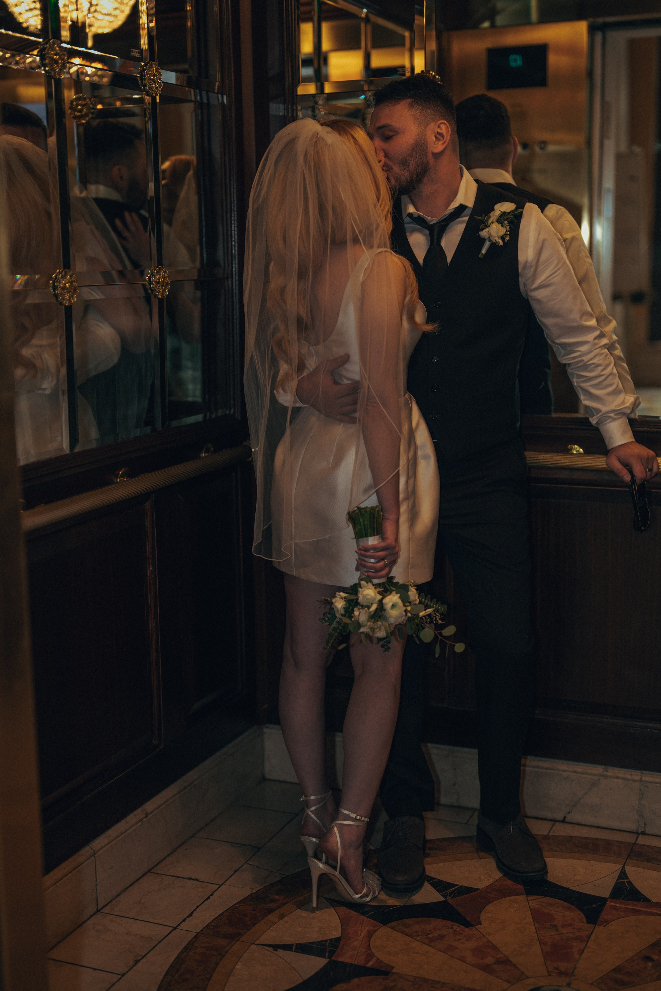 Kristina&Marat. Wedding & elopement photographer Viktoriya Kravtsov. Las Vegas