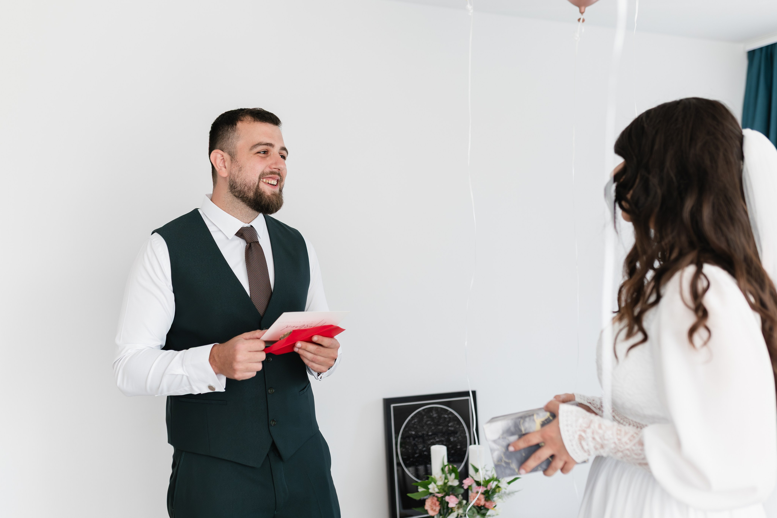 Flori & Cosmin. Main