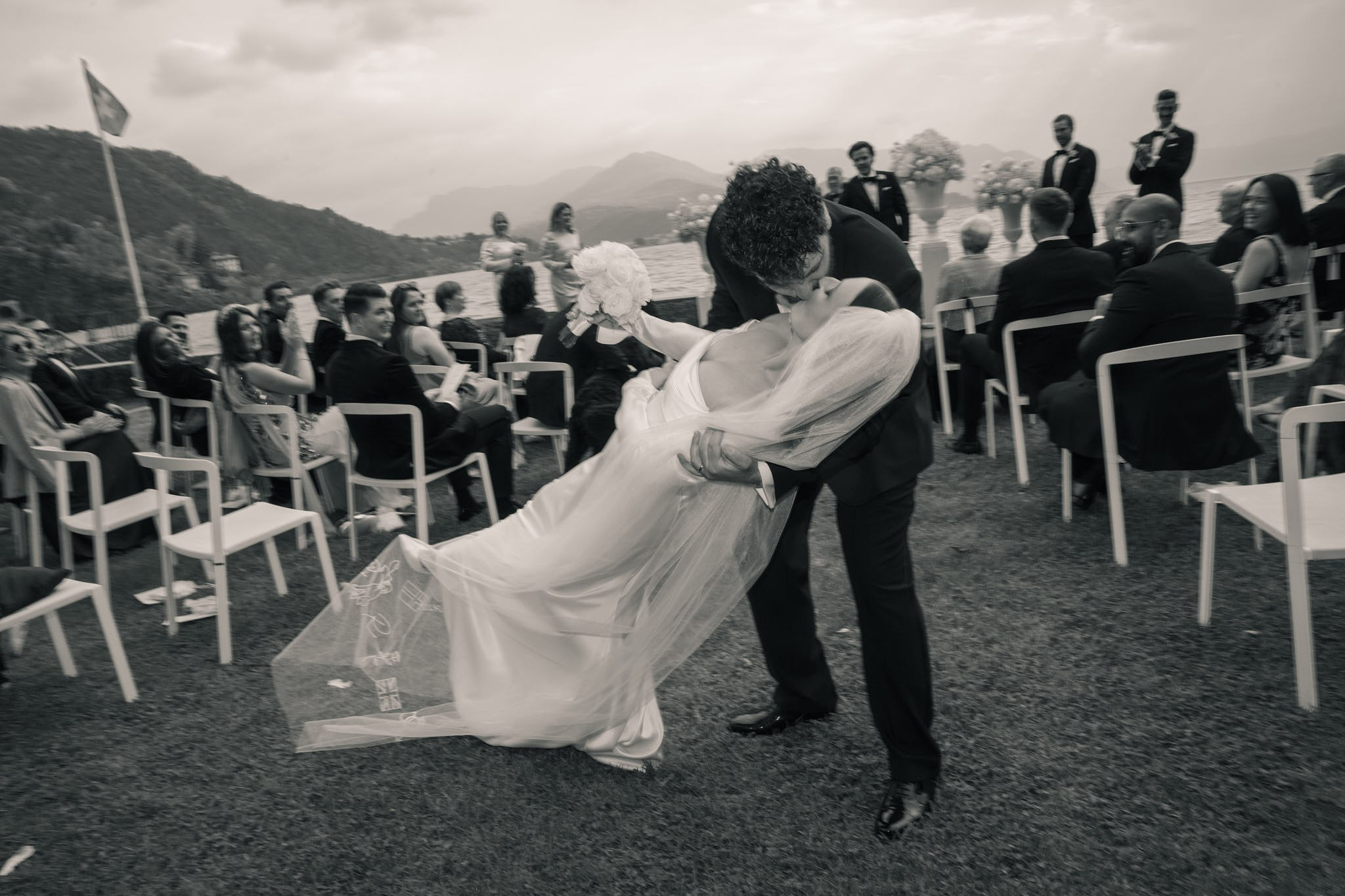 Roxie & Richard Wedding. Fotografo matrimonio Lago di Como Ferrari Media Production