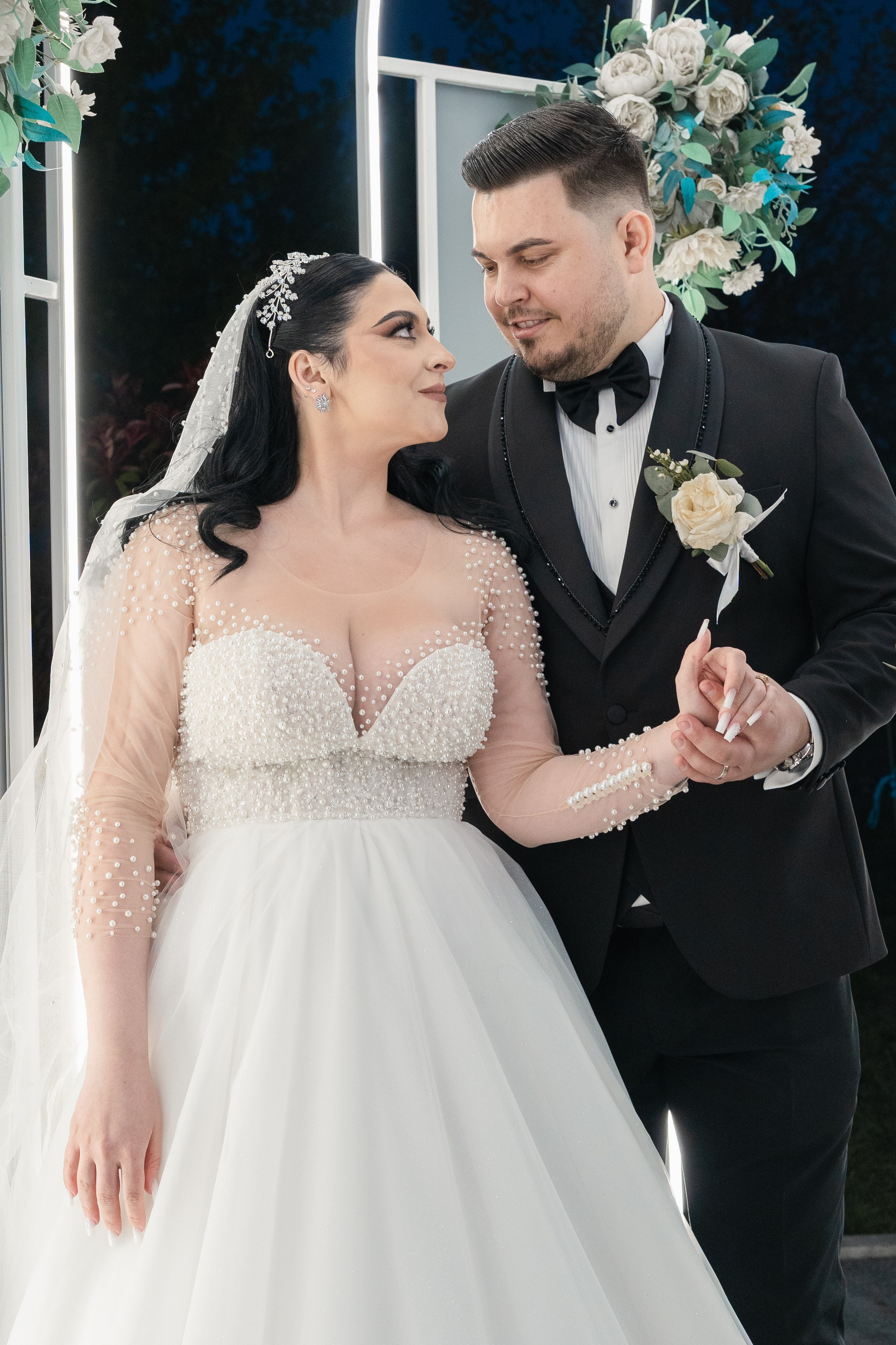 Nuntă - Gabriela și Alexandru. ALB — Alexandru-Laurențiu Bîrsan | Fotograf în București