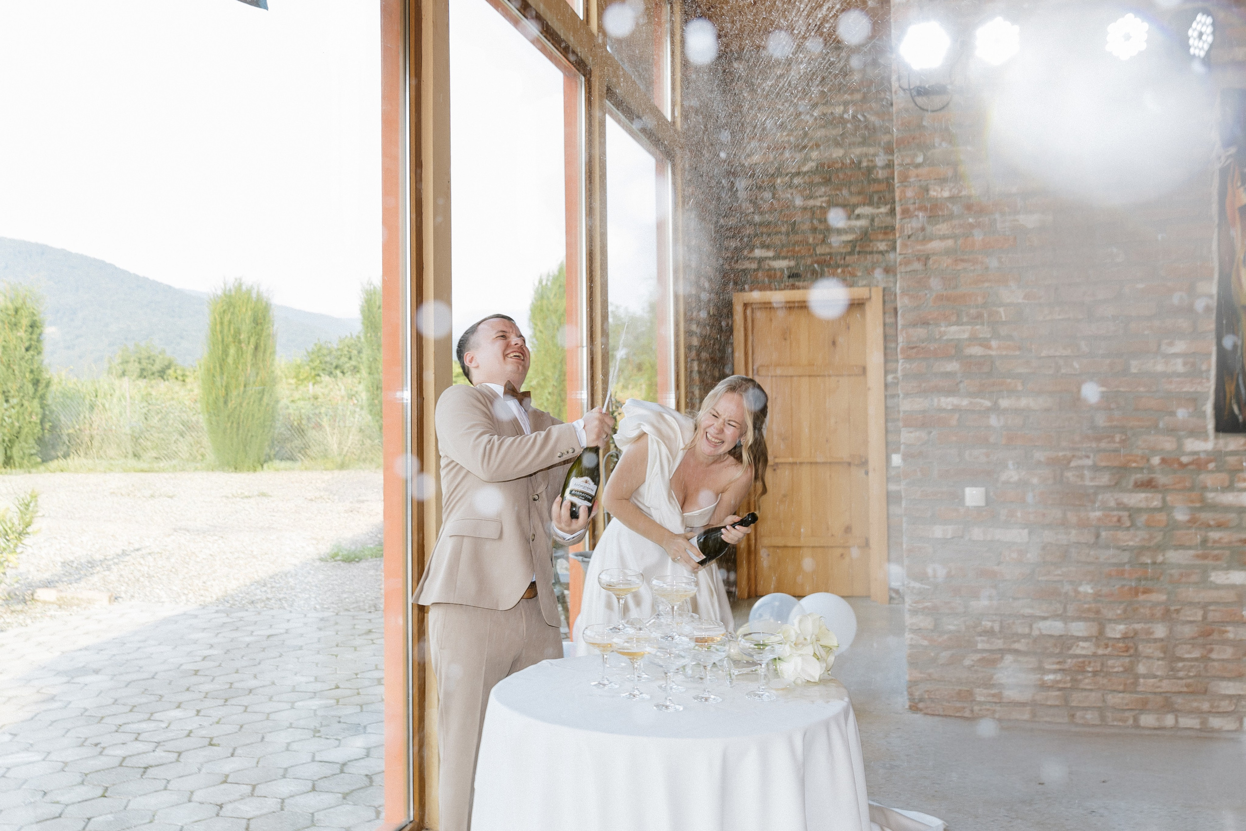 Vlada & Anton. Photographer Anna Nazarenko