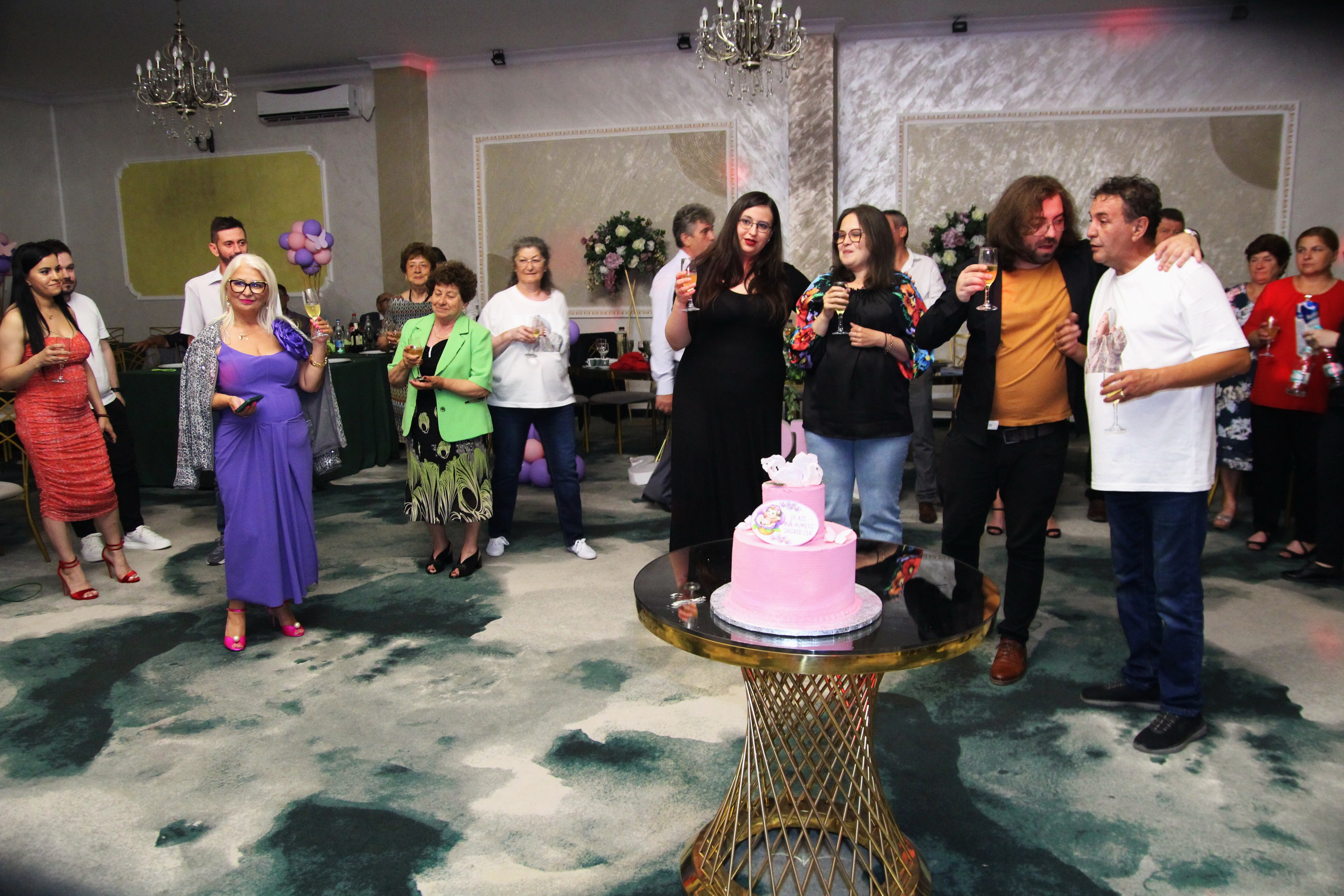 BYZO MEDIA. PETRU BYZO - family and children photographer in ROMANIA