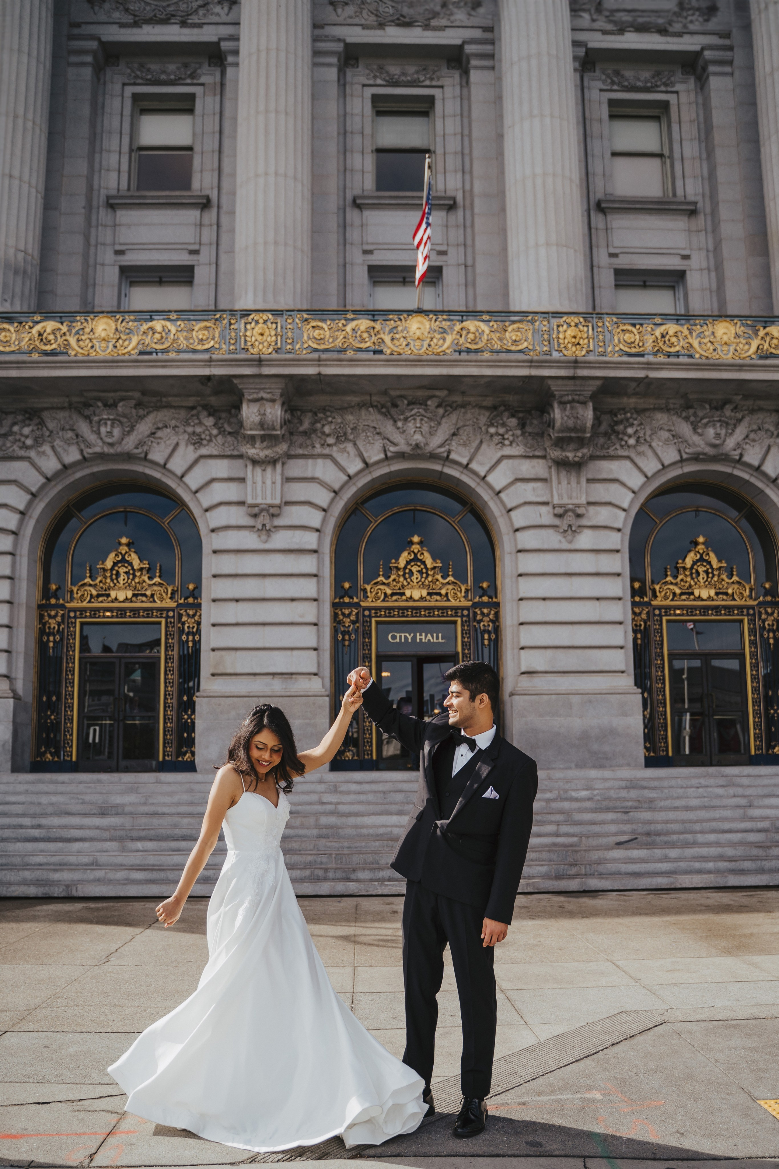 Sity Hall. Wedding family photographer and videographer California San Francisco Bay Area