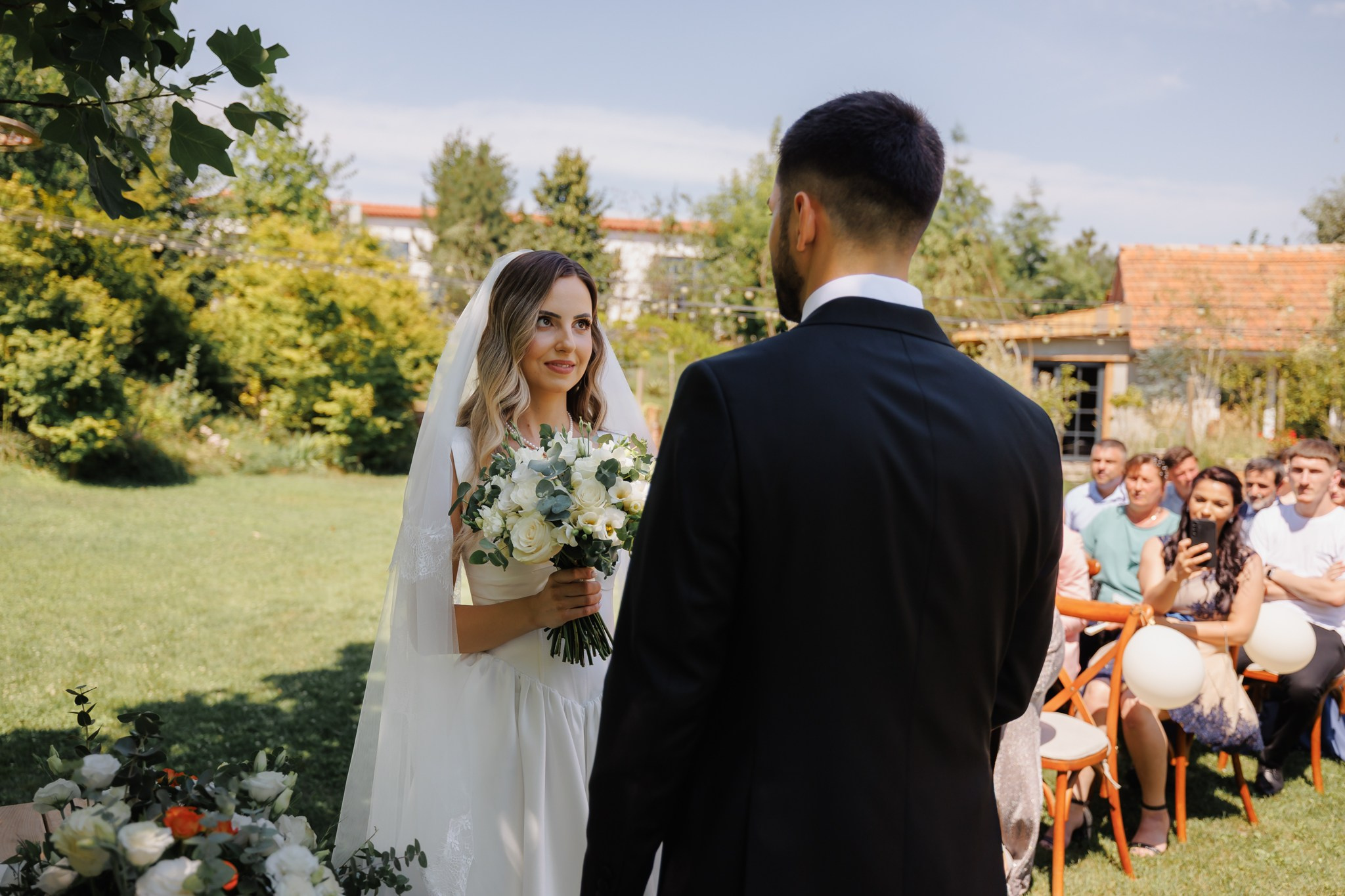 Mihaela si Nicolae - Nunta in locatie in aer liber la Nouvelle Events. Fotograf nunta Bucuresti - Manu Ivanciu | Fotograf botez