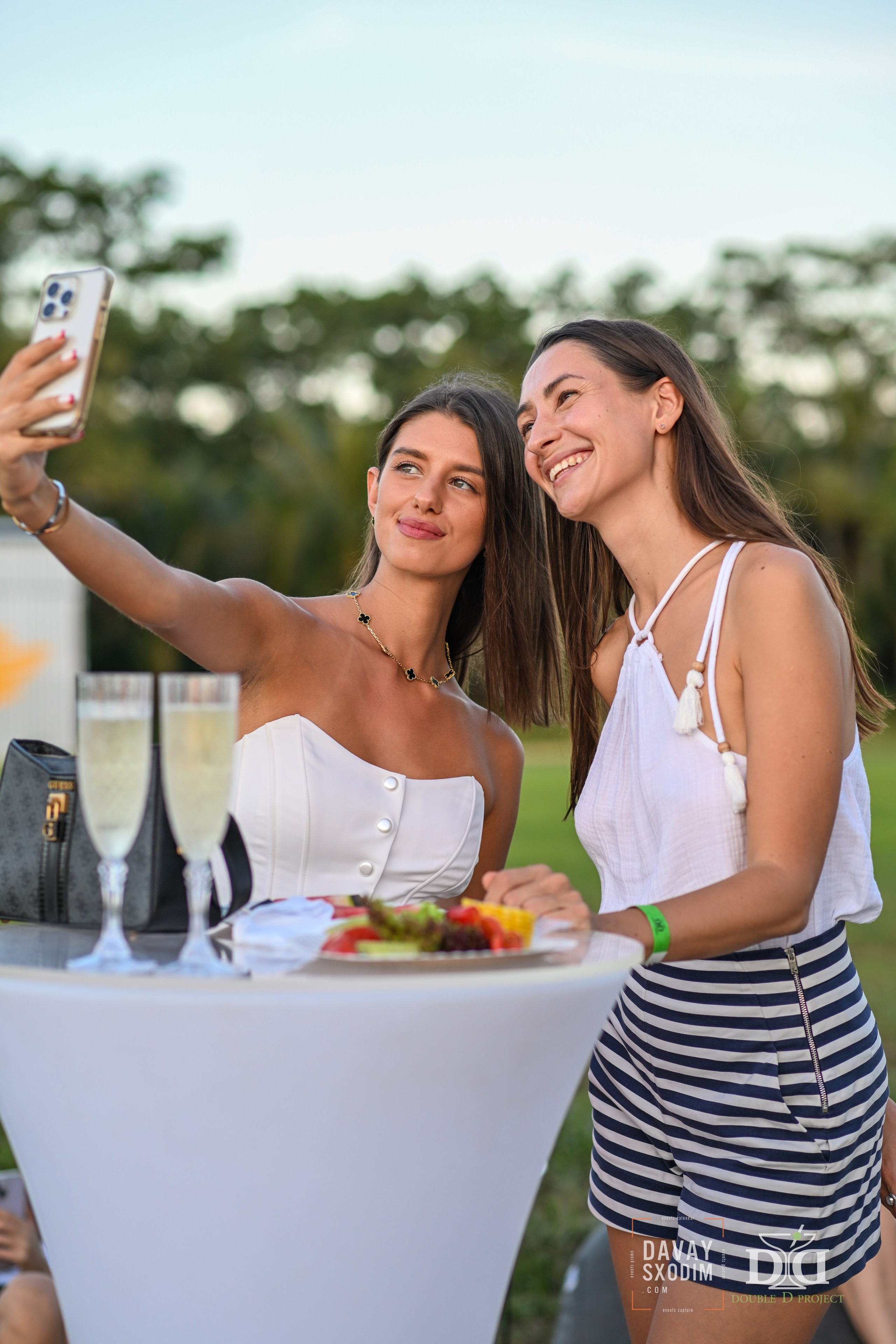 Вечеринка на аэродроме | Фоторепортаж | Афиша | DAVAYSXODIM.com PHUKET. АФИША|ФОТОРЕПОРТАЖИ|ИВЕНТЫ|ПХУКЕТ