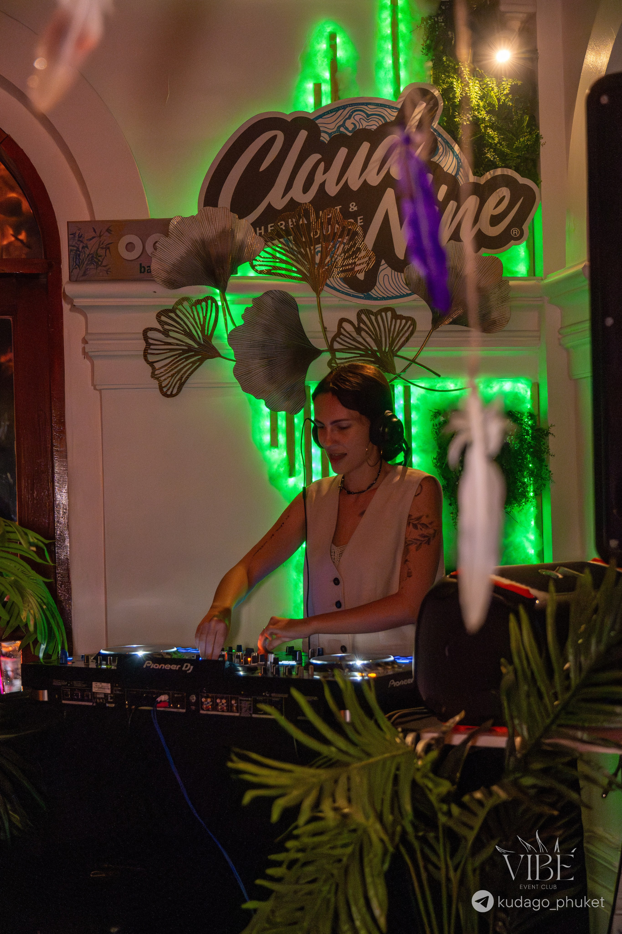 Вечеринка Tribal Vibe | Фоторепортаж | Афиша | DAVAYSXODIM.com PHUKET. АФИША|ФОТОРЕПОРТАЖИ|ИВЕНТЫ|ПХУКЕТ