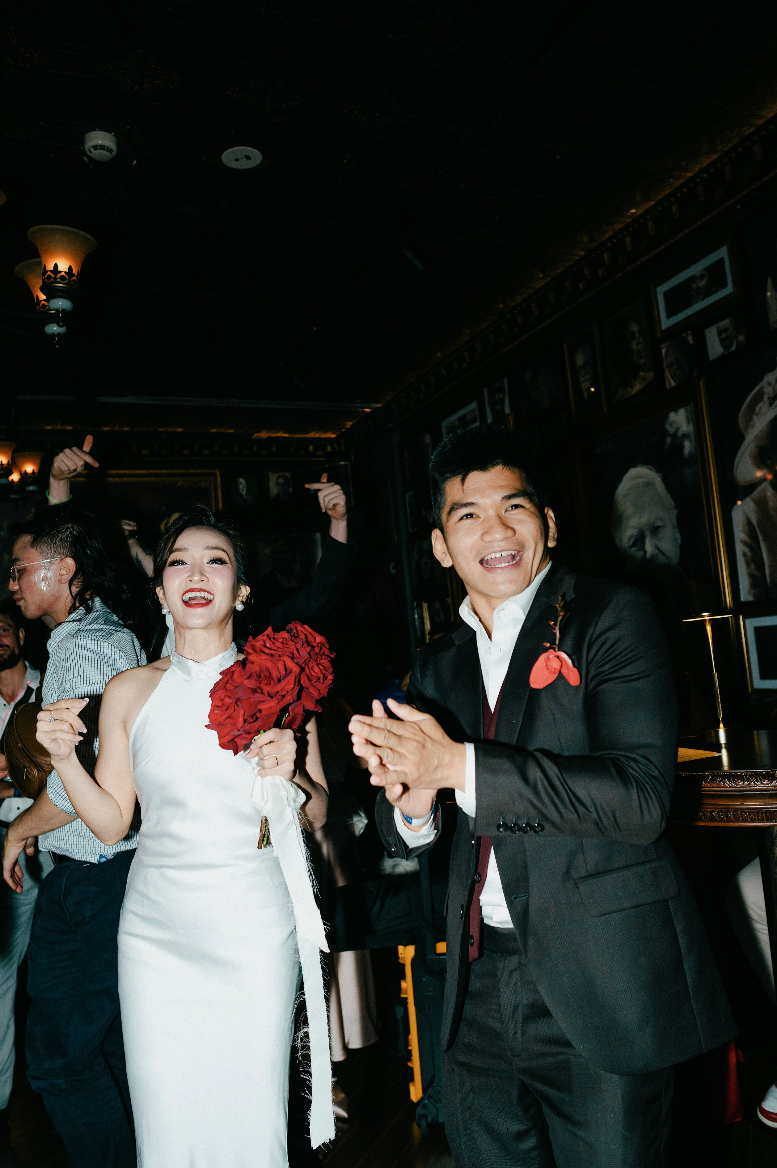 HIEP & TRINH / After wedding. Nhiếp ảnh gia đám cưới hàng đầu tại Thành Phố Hồ Chí Minh