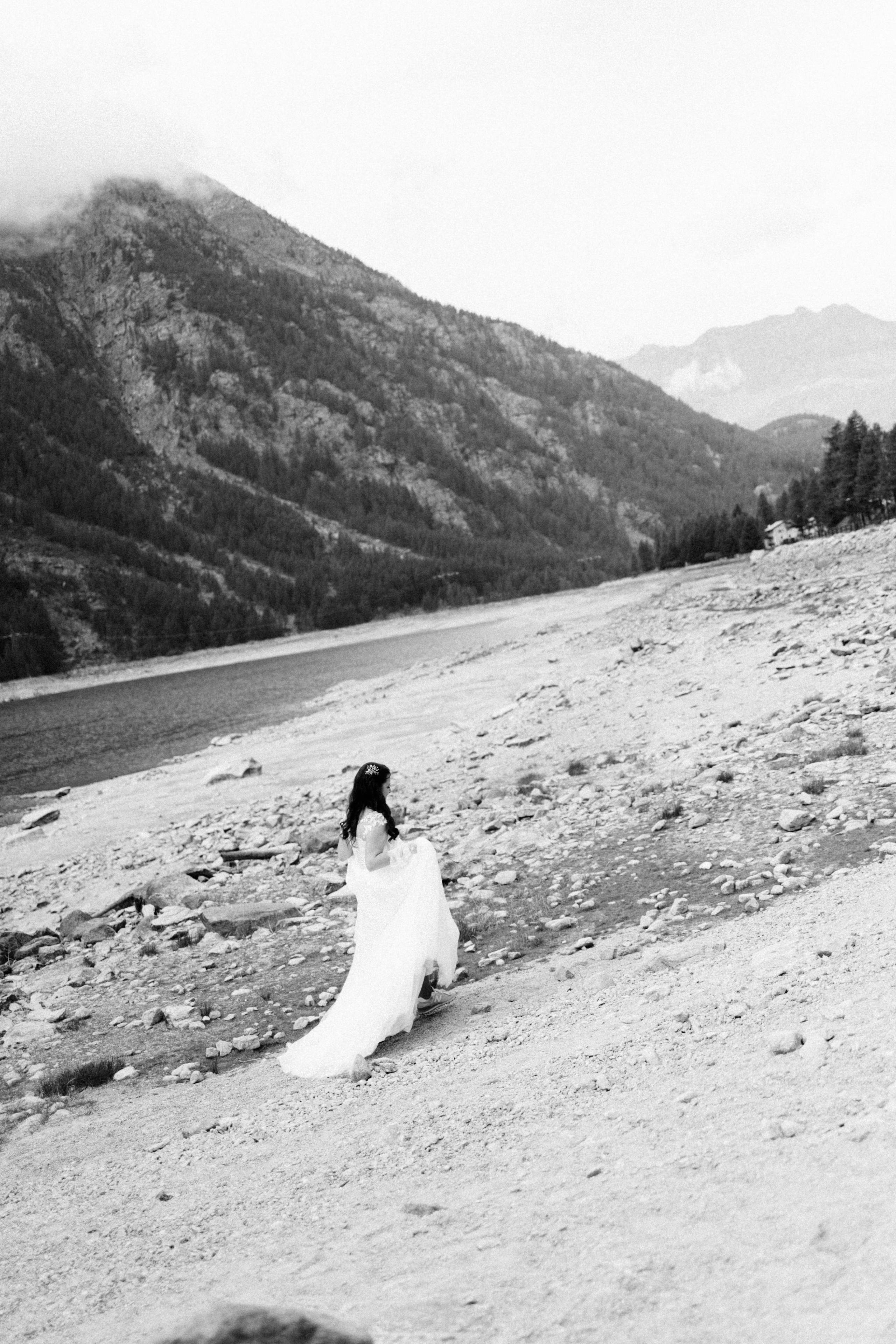 Anastasiya & Emanuele | Italian Alps. Liza Bizzaro — Italy Wedding, Love Story & Portrait Photographer in Milan, Turin, Piedmont and Across Italy